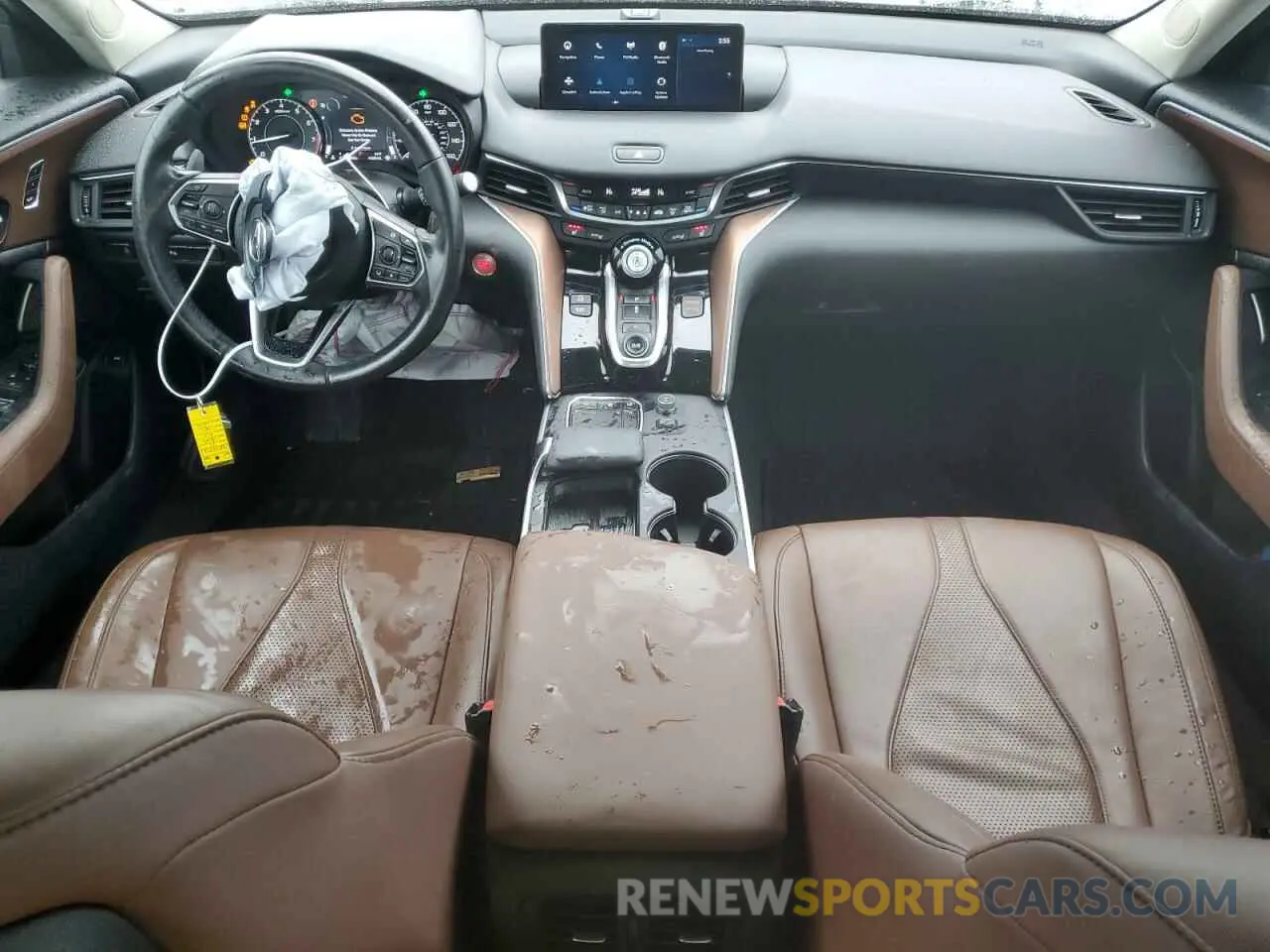 8 Photograph of a damaged car 19UUB6F4XMA008858 ACURA TLX 2021