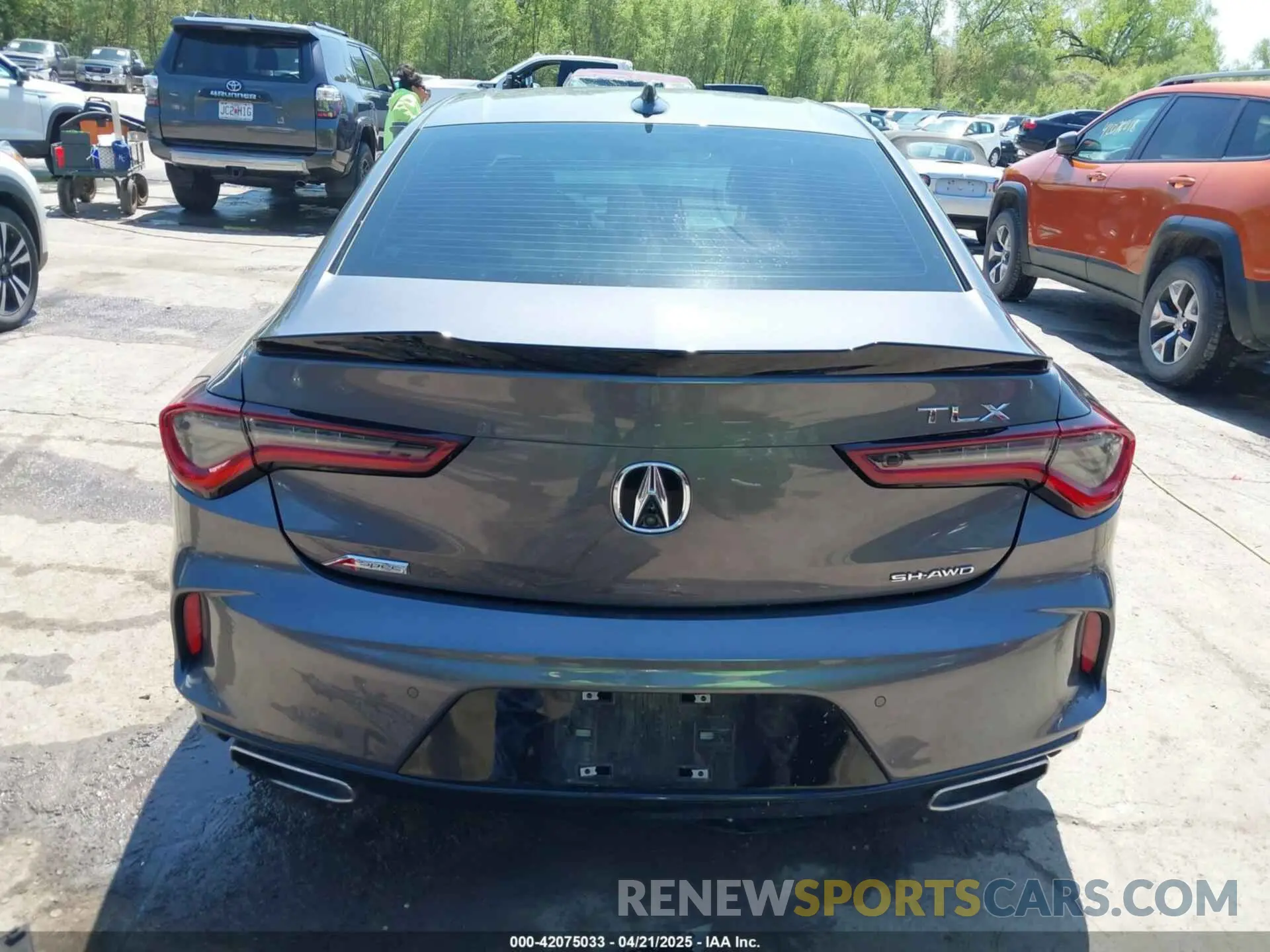 17 Photograph of a damaged car 19UUB6F52MA000424 ACURA TLX 2021