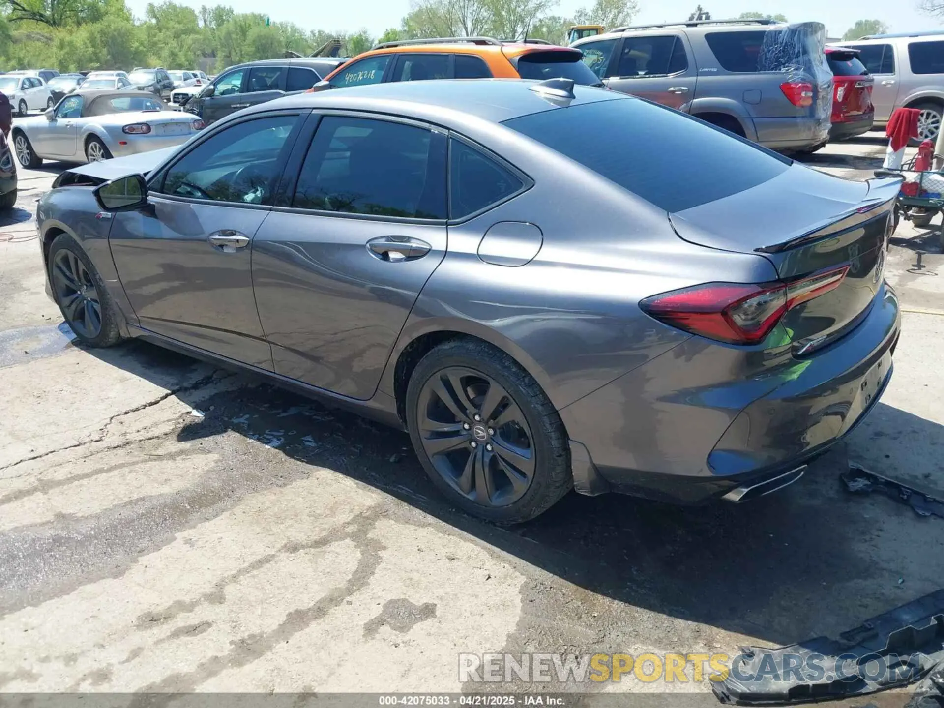 3 Photograph of a damaged car 19UUB6F52MA000424 ACURA TLX 2021