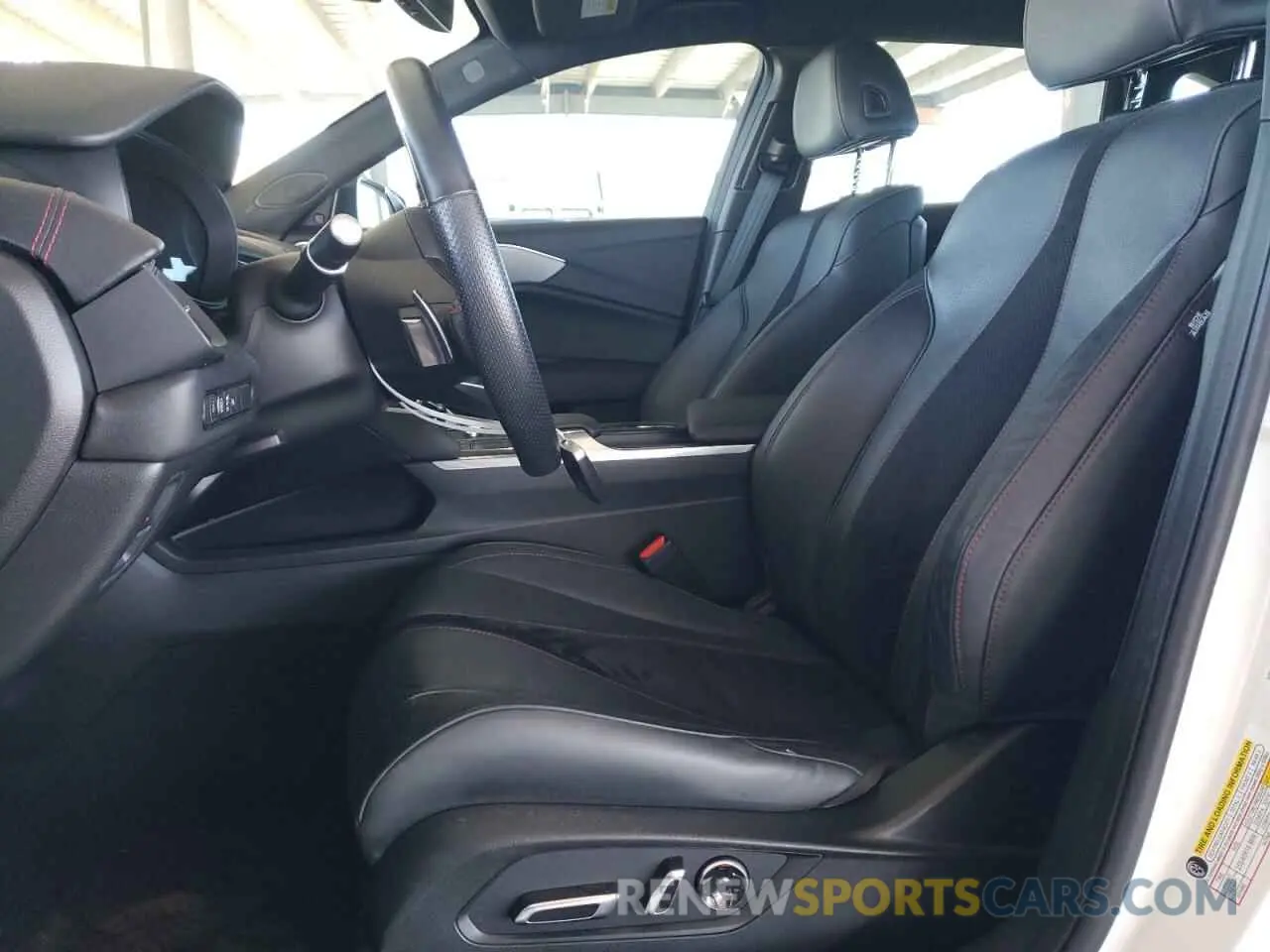 7 Photograph of a damaged car 19UUB6F54MA006368 ACURA TLX 2021
