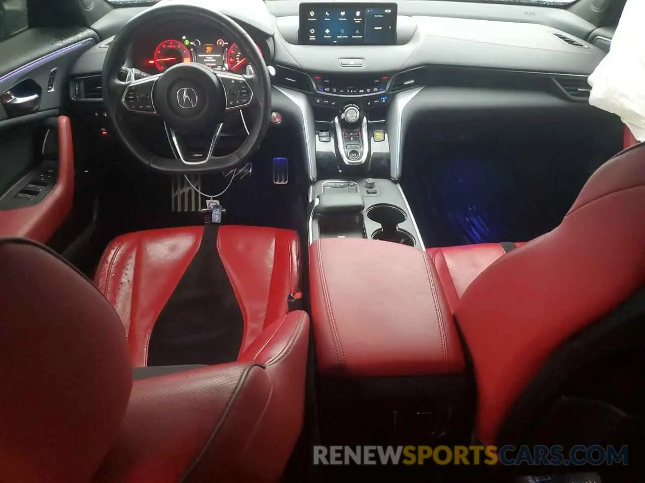 8 Photograph of a damaged car 19UUB6F54MA007035 ACURA TLX 2021
