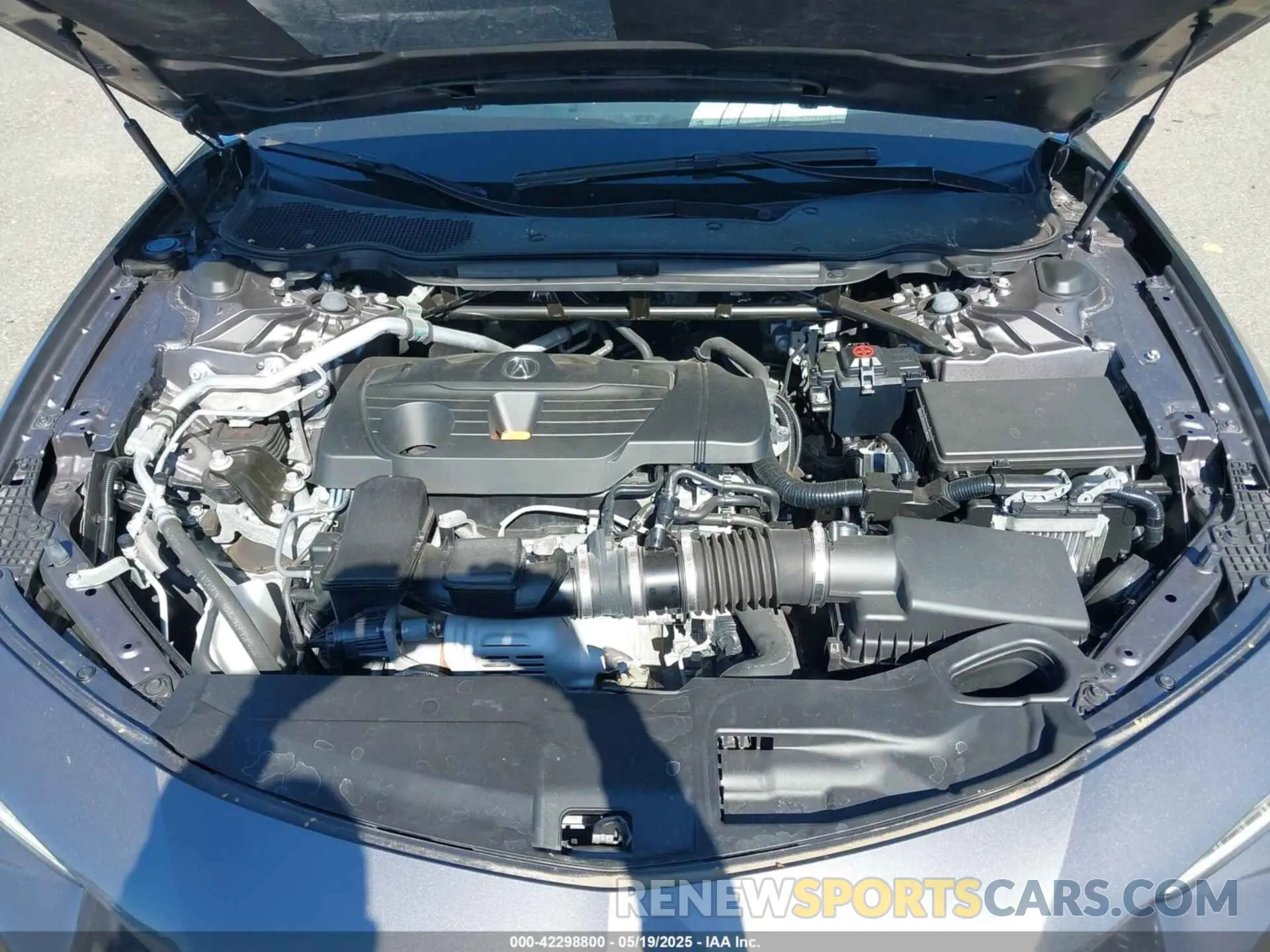10 Photograph of a damaged car 19UUB6F55MA007934 ACURA TLX 2021