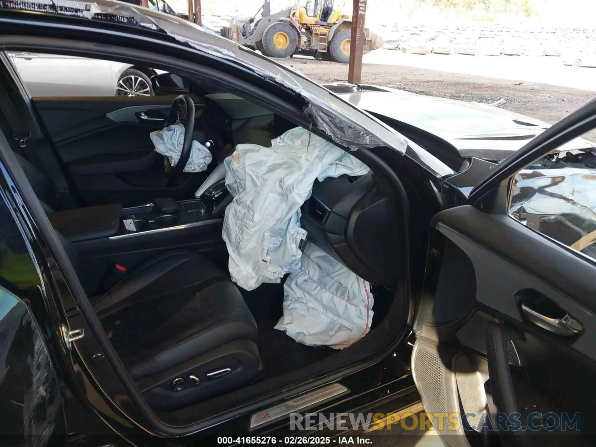 5 Photograph of a damaged car 19UUB6F57MA000922 ACURA TLX 2021