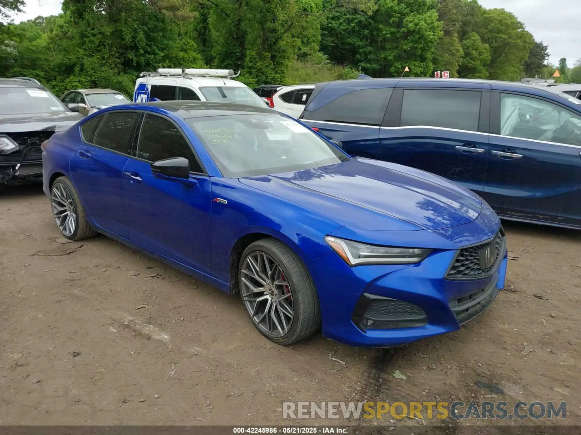 1 Photograph of a damaged car 19UUB6F58MA005983 ACURA TLX 2021