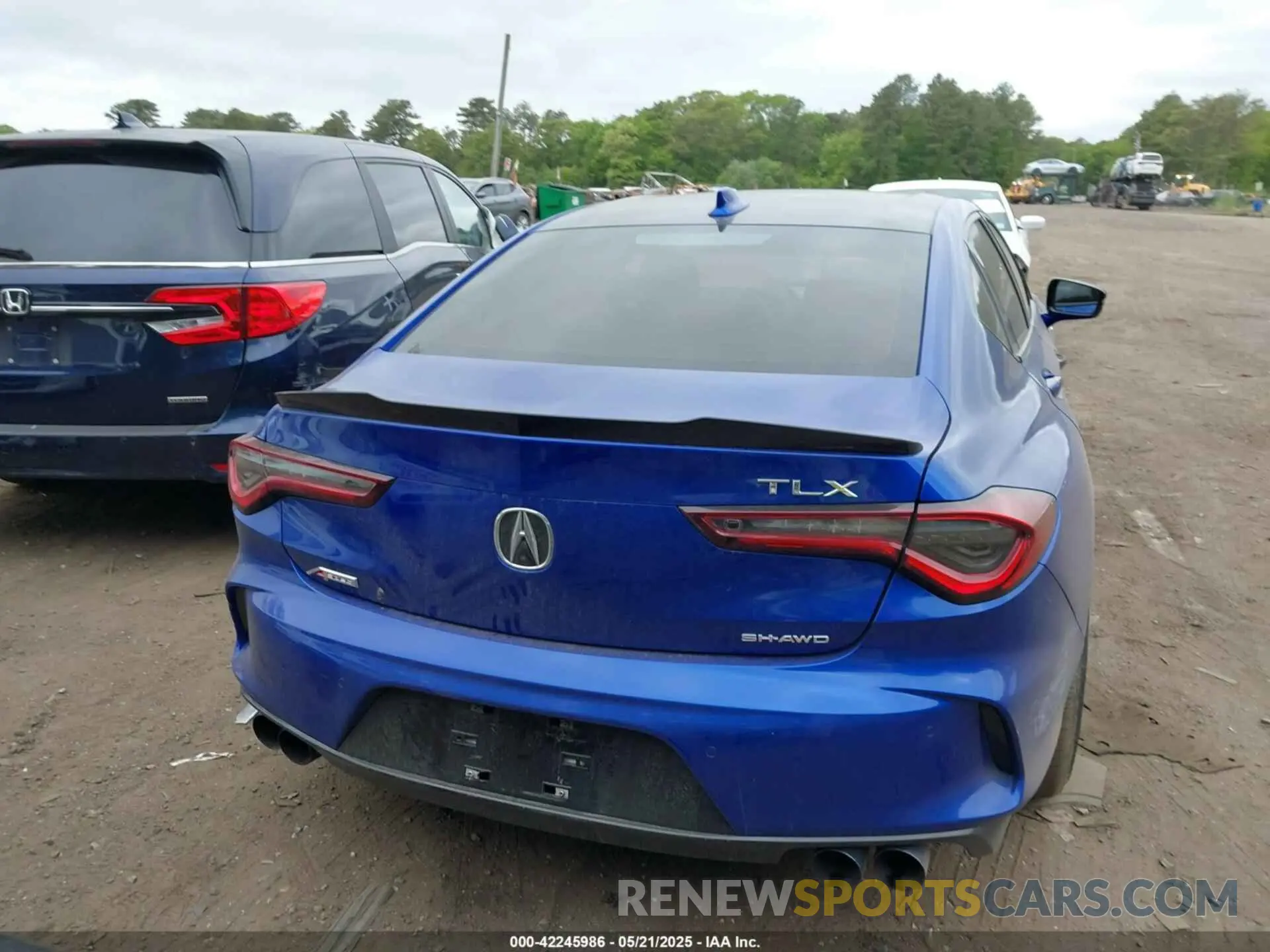 15 Photograph of a damaged car 19UUB6F58MA005983 ACURA TLX 2021