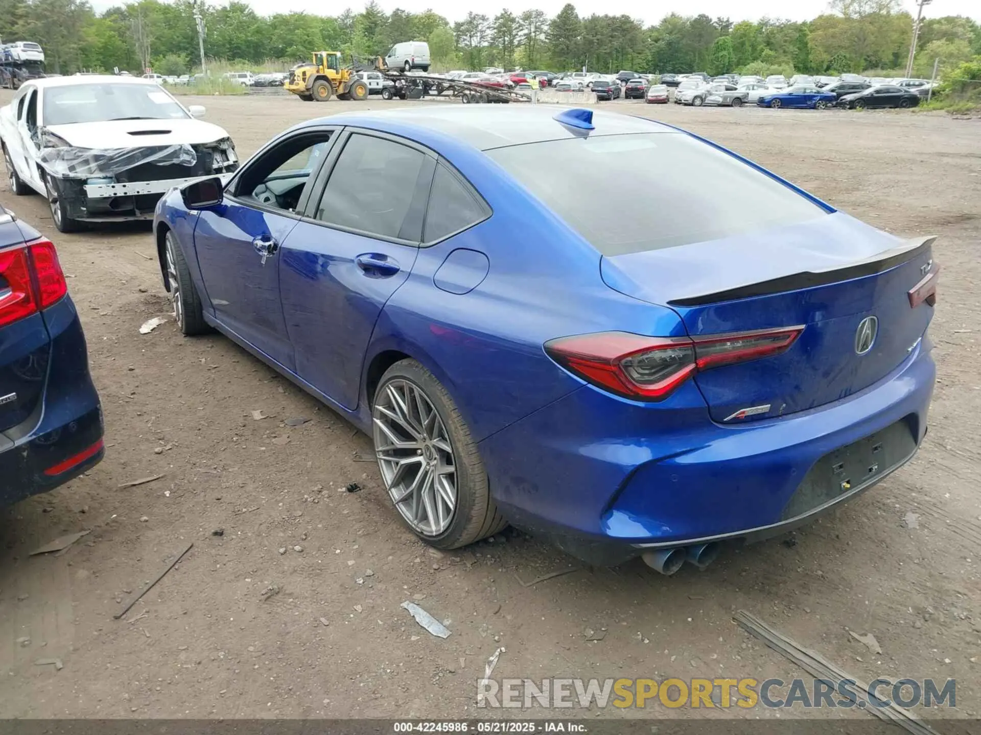 3 Photograph of a damaged car 19UUB6F58MA005983 ACURA TLX 2021