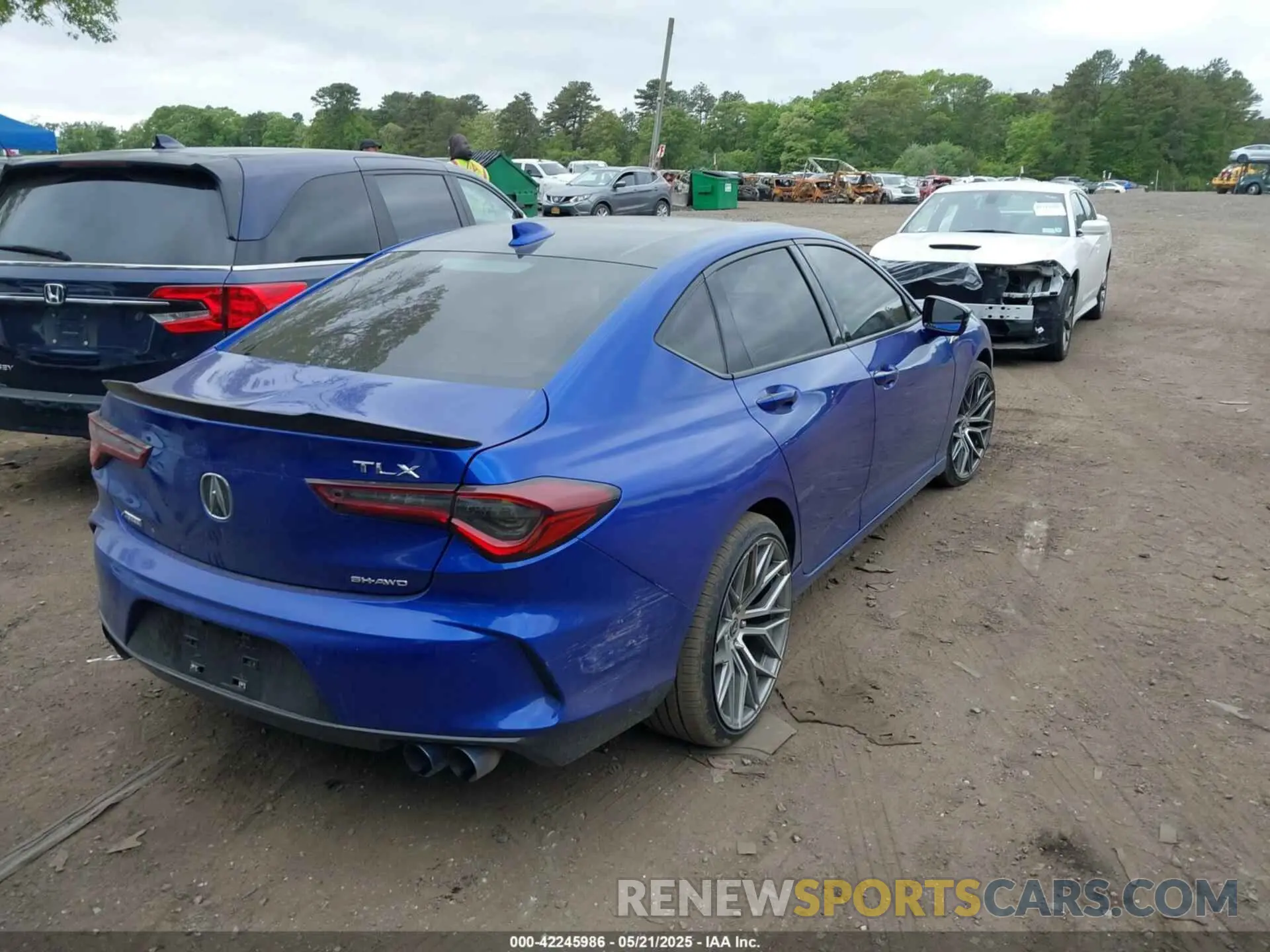 4 Photograph of a damaged car 19UUB6F58MA005983 ACURA TLX 2021