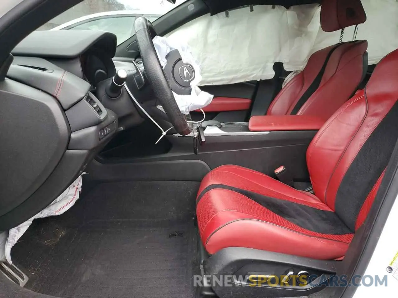 7 Photograph of a damaged car 19UUB6F58MA010150 ACURA TLX 2021