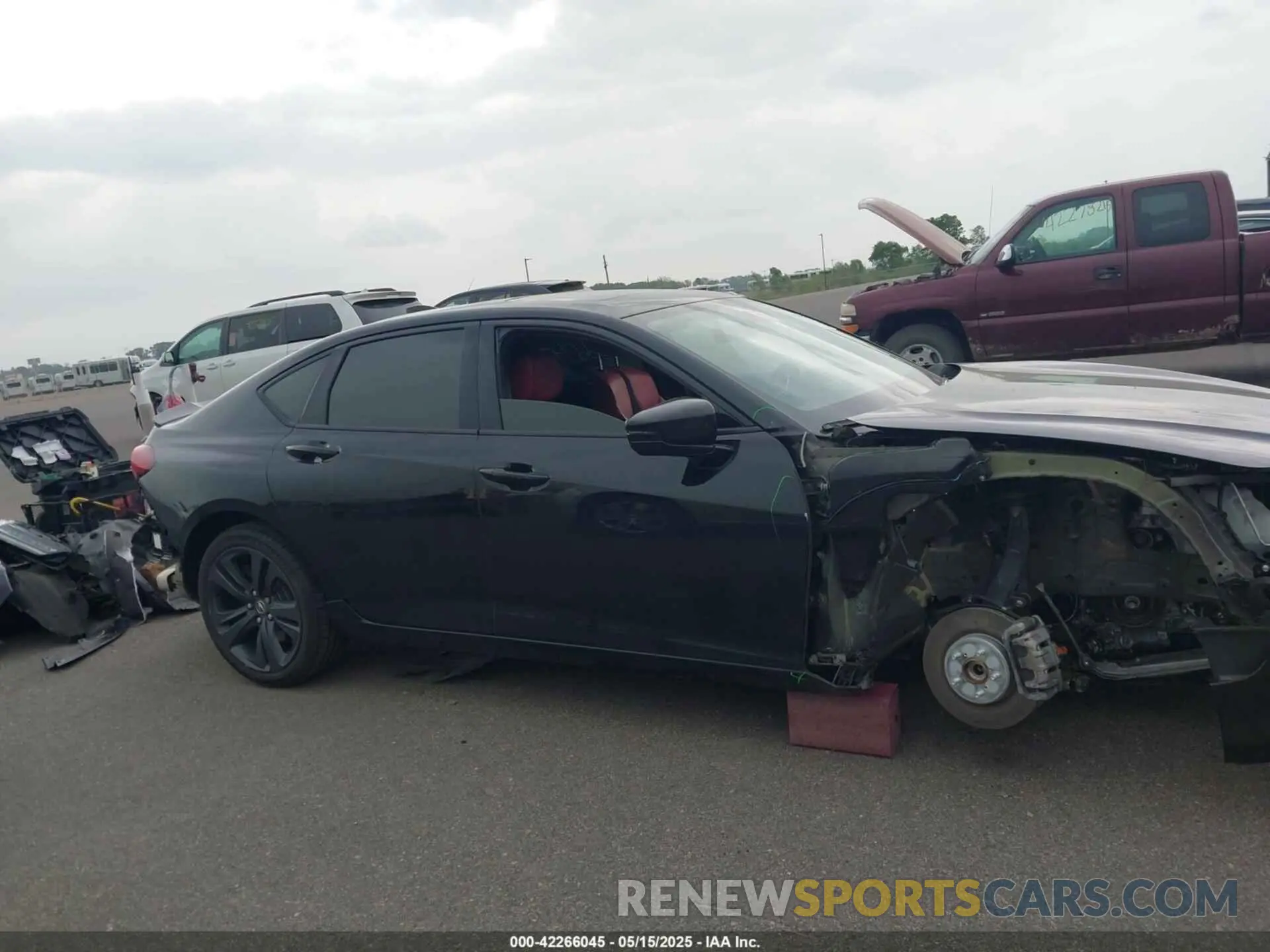 13 Photograph of a damaged car 19UUB6F58MA011427 ACURA TLX 2021
