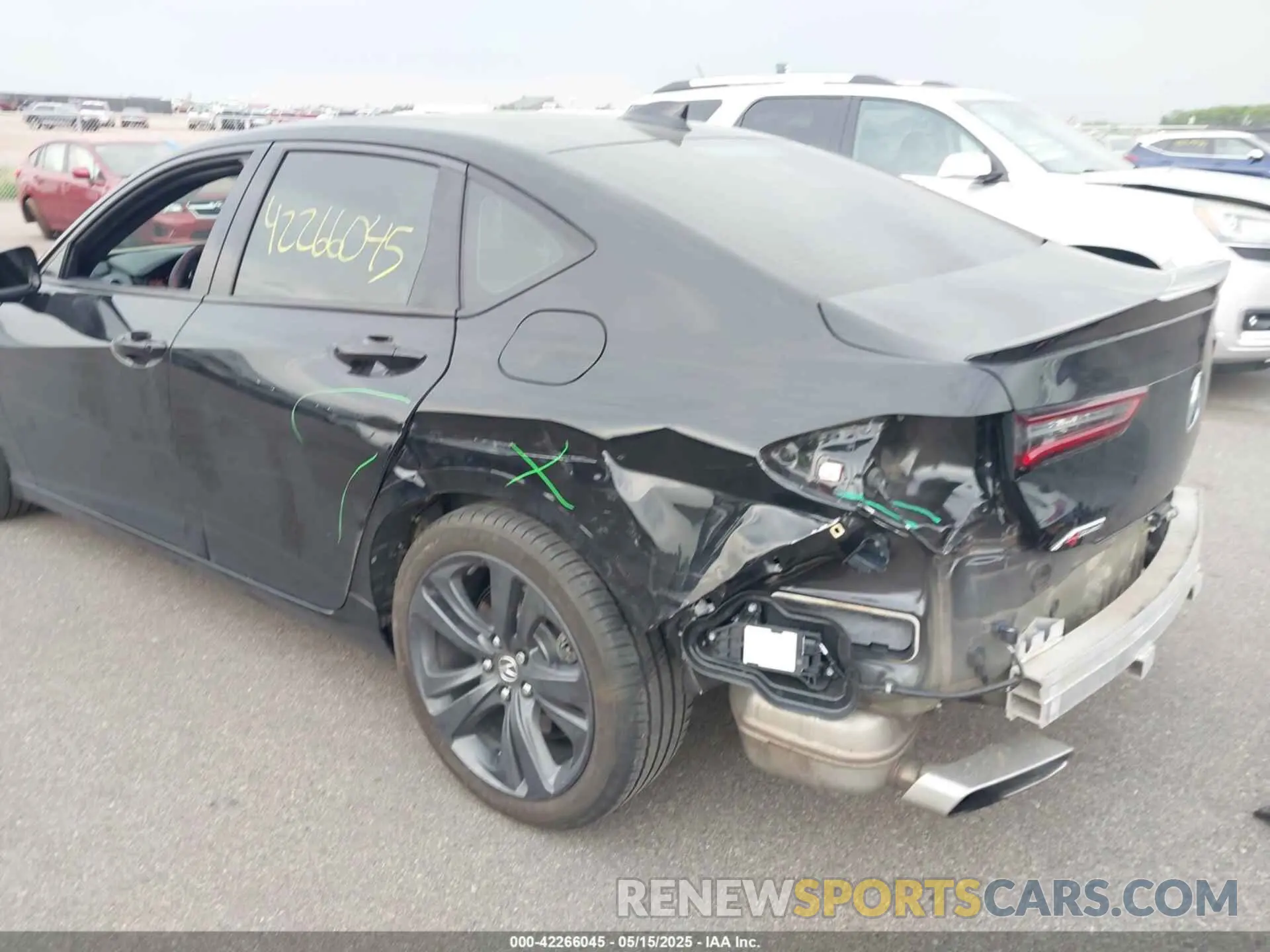 19 Photograph of a damaged car 19UUB6F58MA011427 ACURA TLX 2021