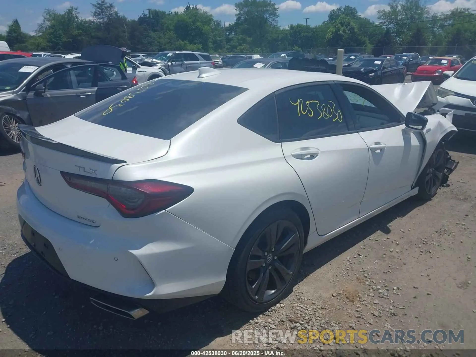 4 Photograph of a damaged car 19UUB6F5XMA011106 ACURA TLX 2021