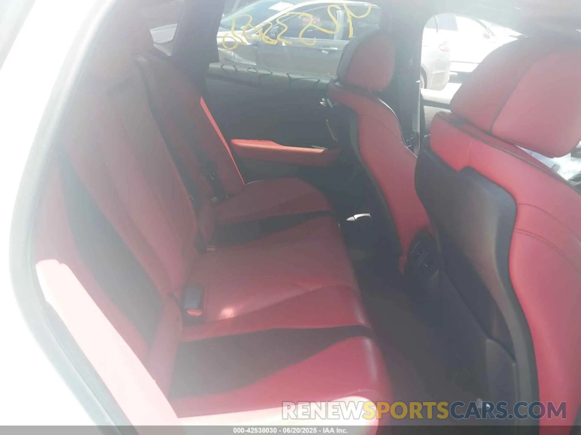 8 Photograph of a damaged car 19UUB6F5XMA011106 ACURA TLX 2021