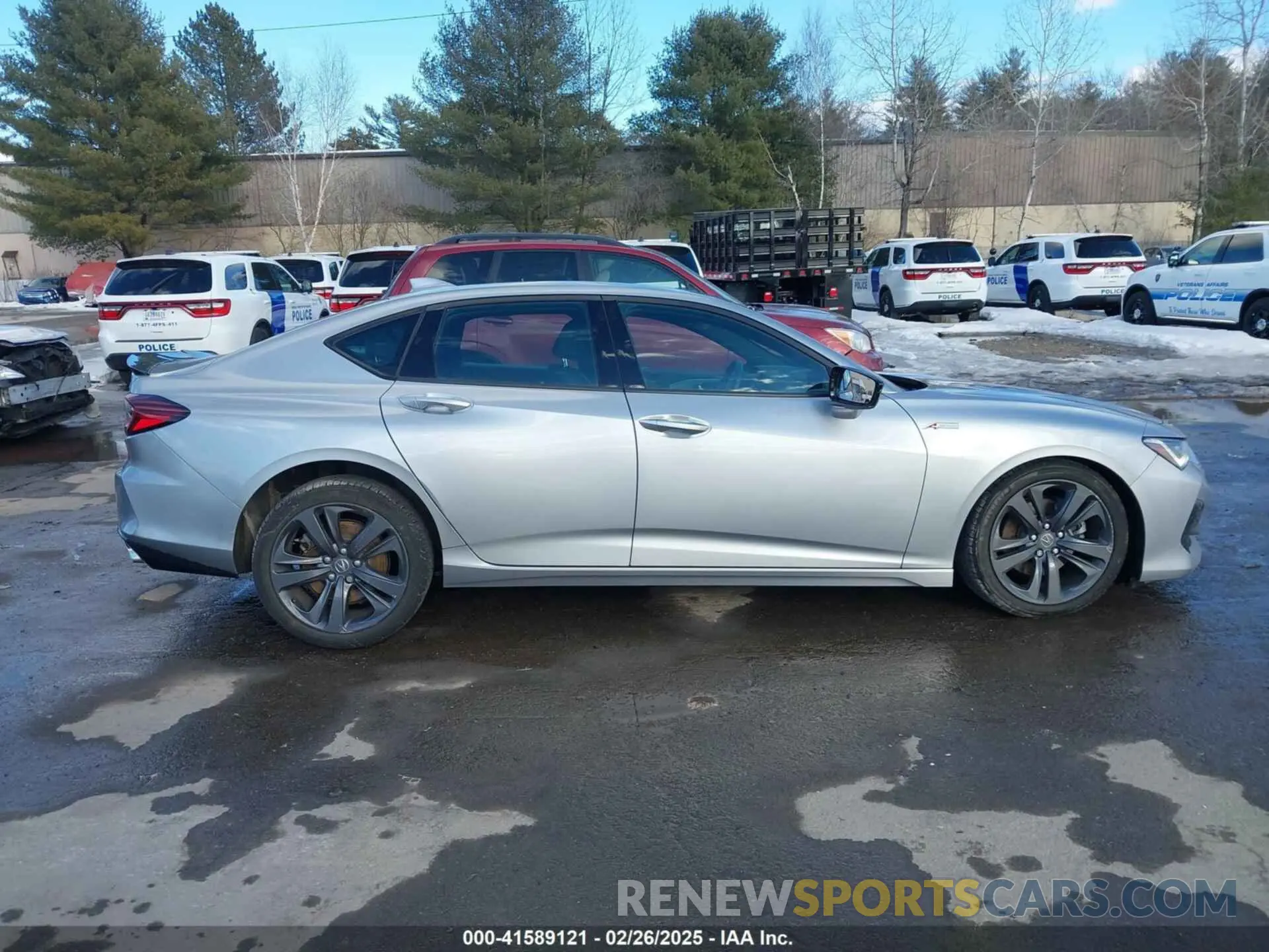 14 Photograph of a damaged car 19UUB6F5XMA012031 ACURA TLX 2021