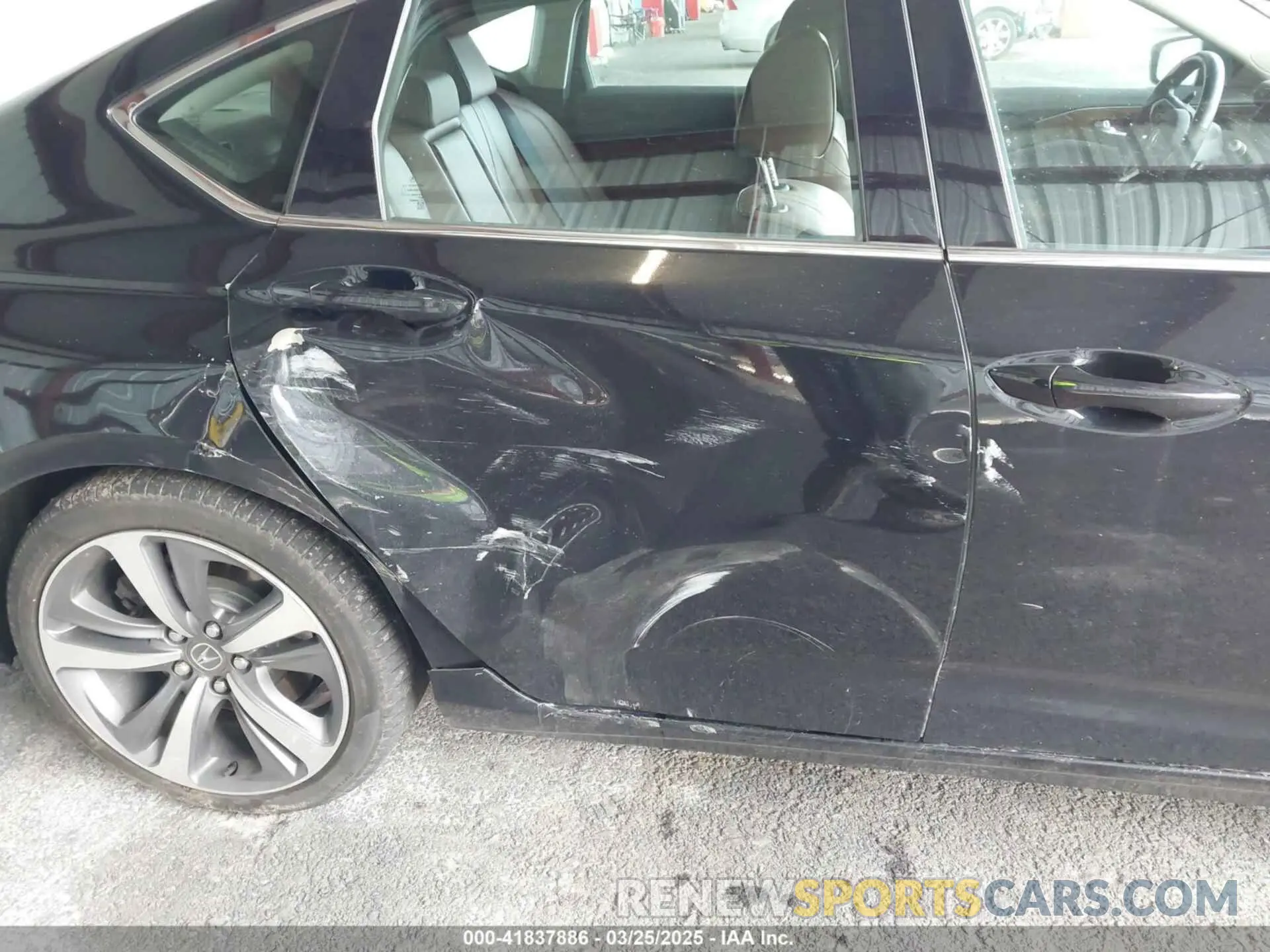 19 Photograph of a damaged car 19UUB6F60MA011236 ACURA TLX 2021
