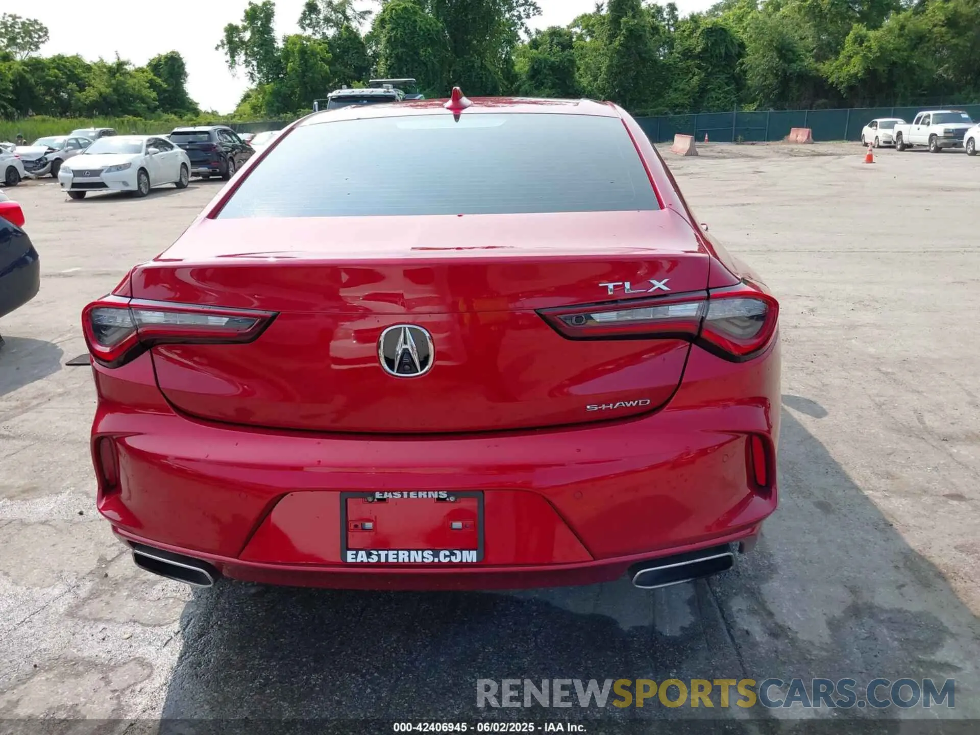15 Photograph of a damaged car 19UUB6F64MA006427 ACURA TLX 2021