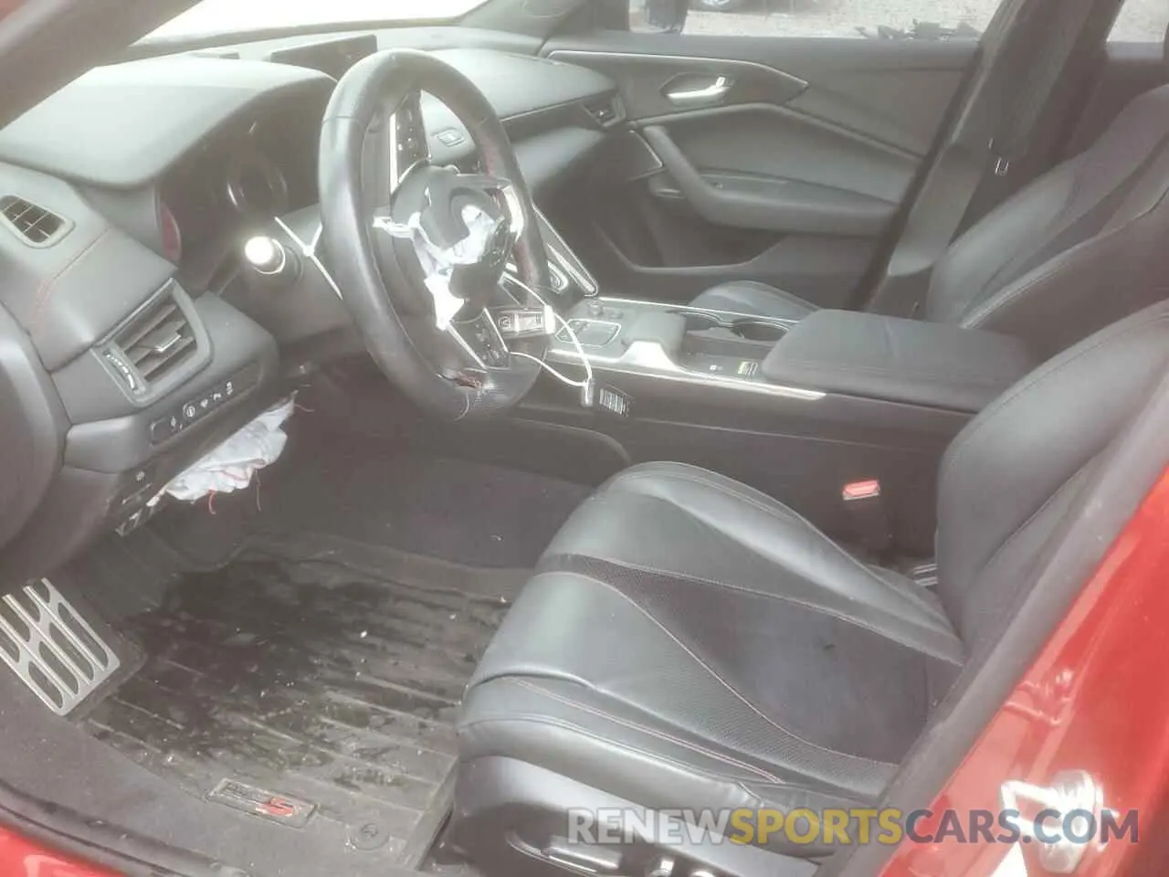7 Photograph of a damaged car 19UUB7F03MA001317 ACURA TLX 2021