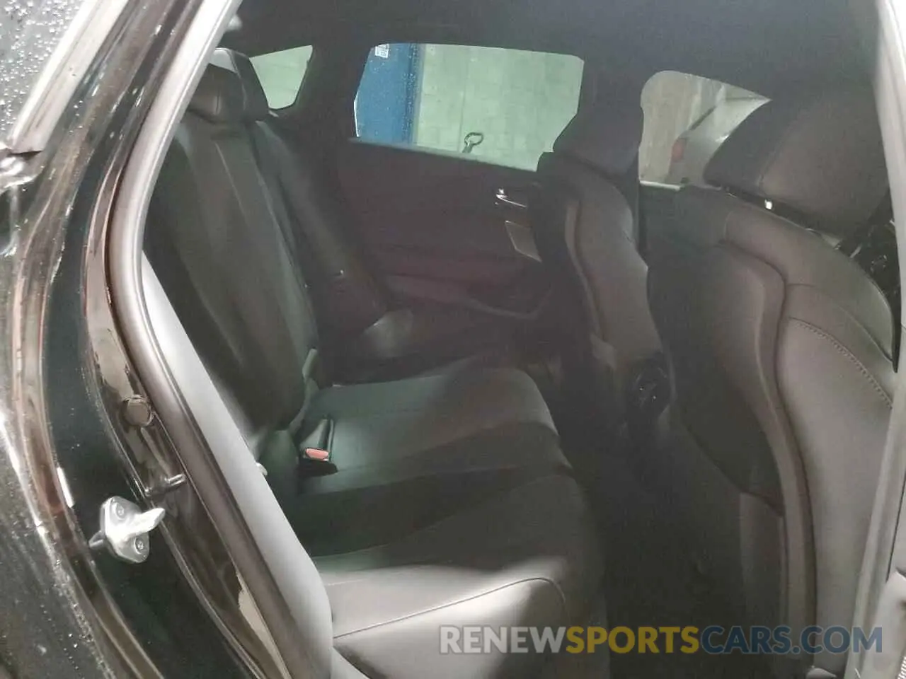 10 Photograph of a damaged car 19UUB7F05MA000735 ACURA TLX 2021