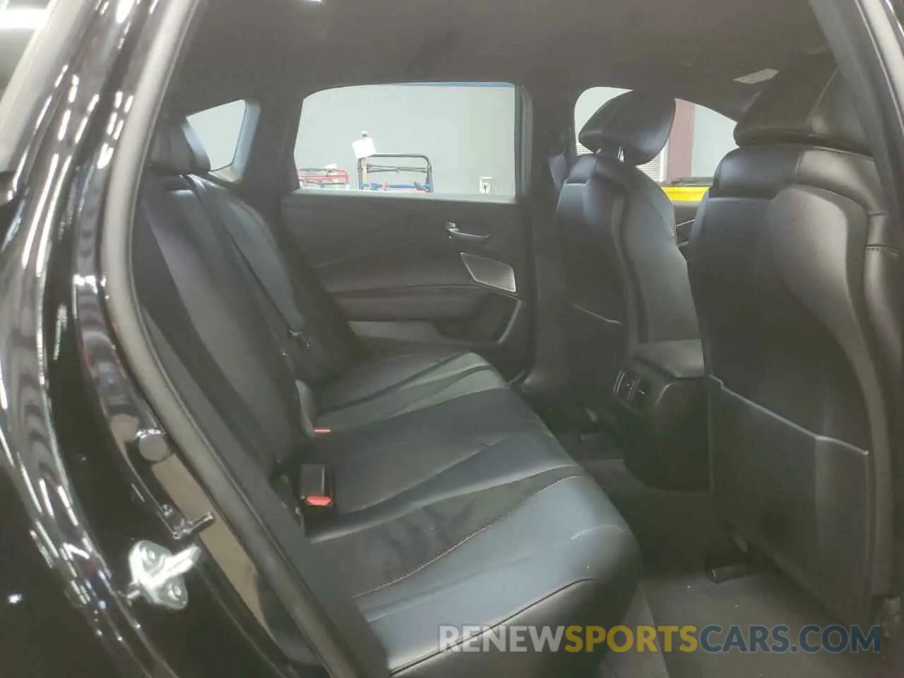 10 Photograph of a damaged car 19UUB7F08MA000681 ACURA TLX 2021