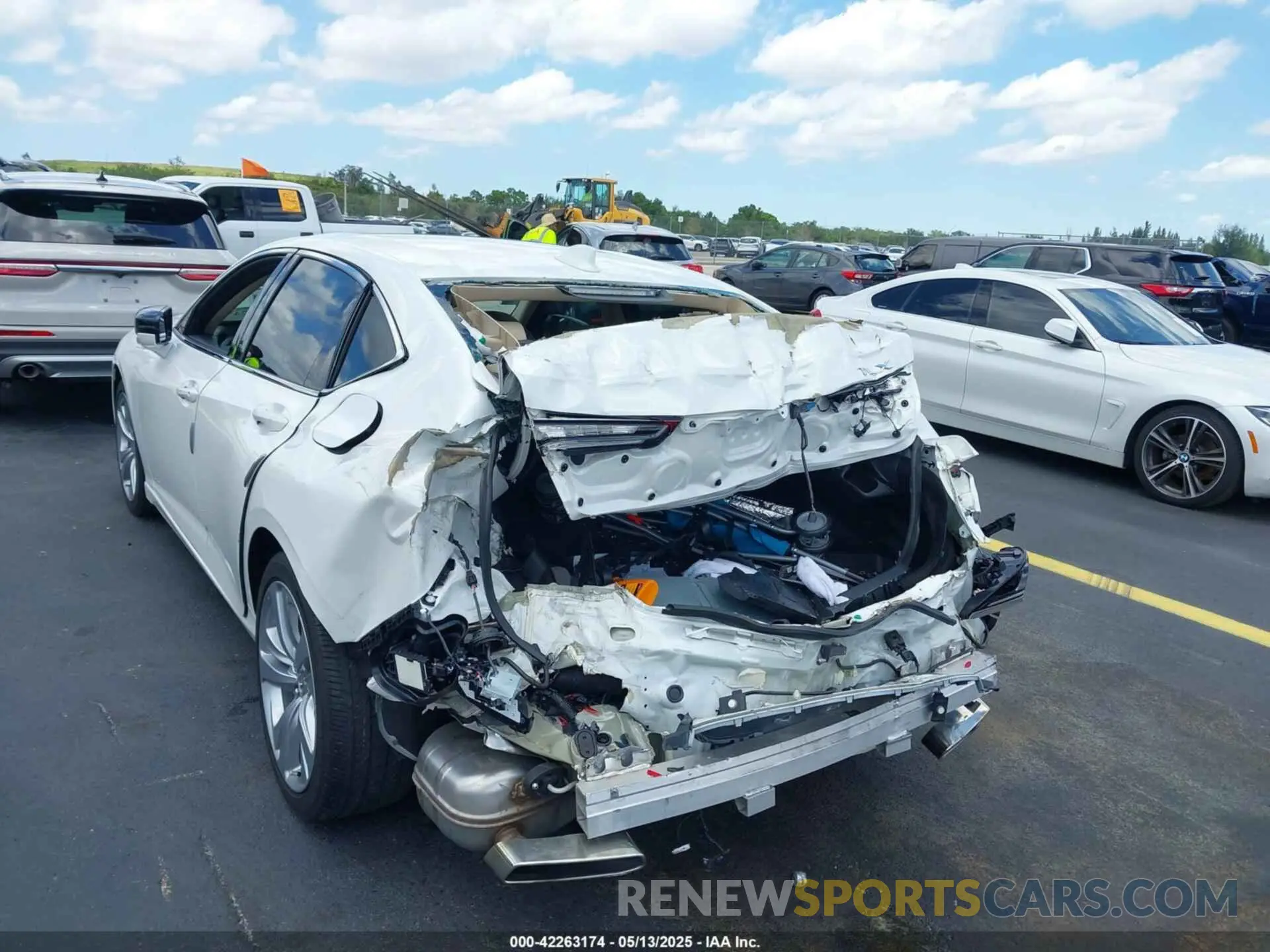 6 Photograph of a damaged car 19UUB5F44NA004283 ACURA TLX 2022