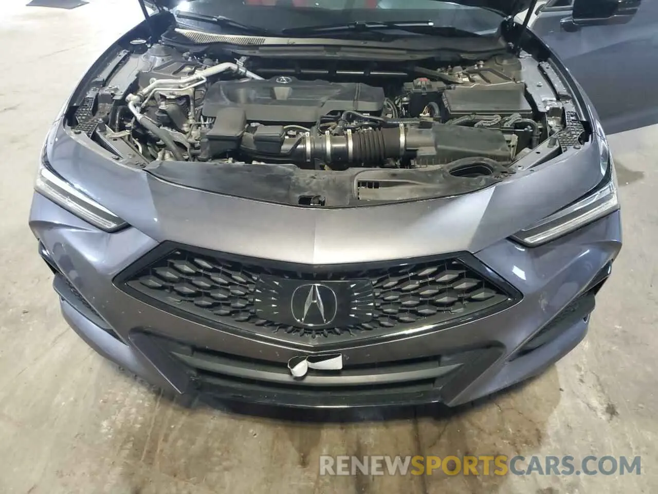 11 Photograph of a damaged car 19UUB5F51NA002631 ACURA TLX 2022