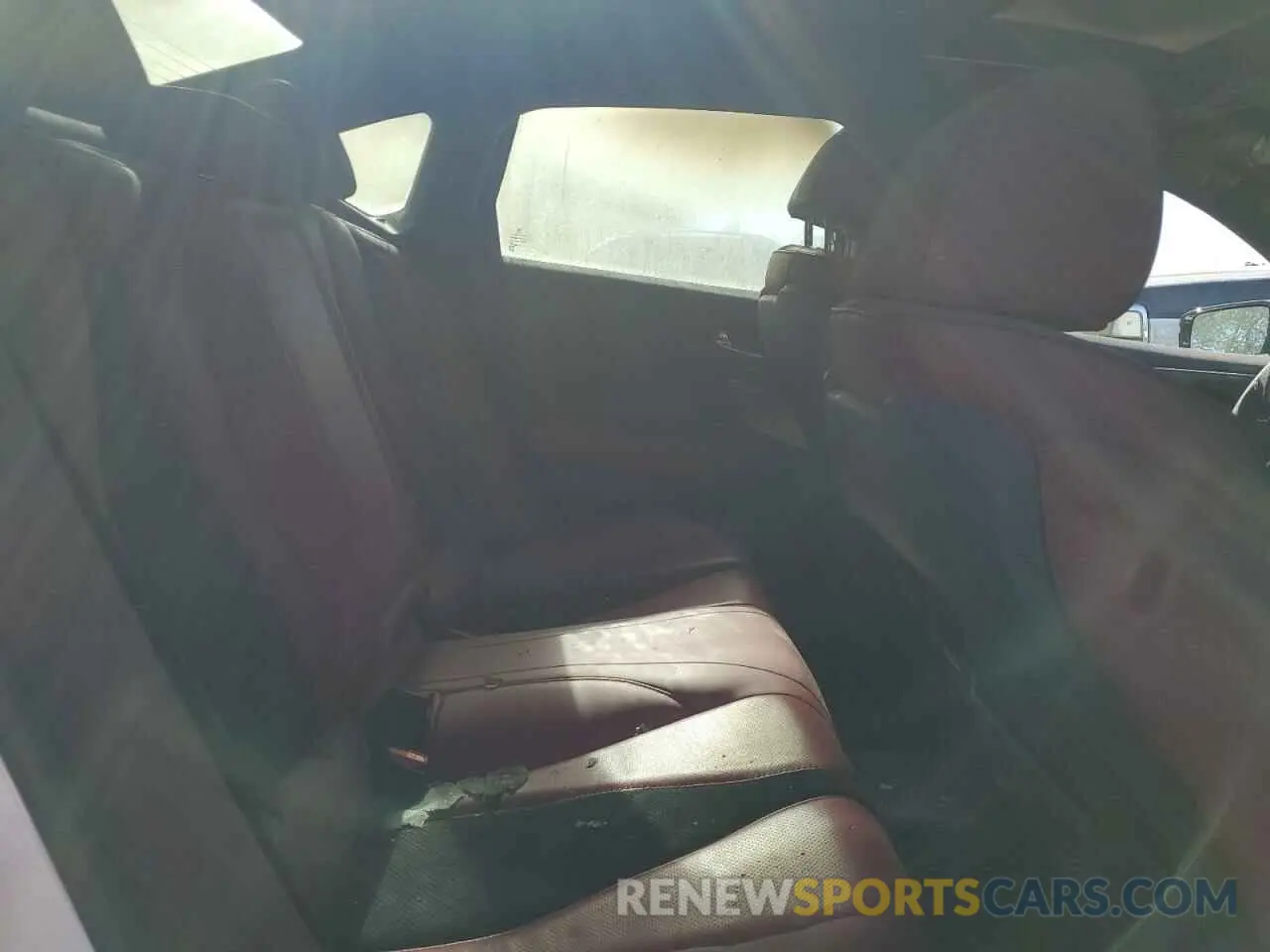 10 Photograph of a damaged car 19UUB5F52NA004243 ACURA TLX 2022
