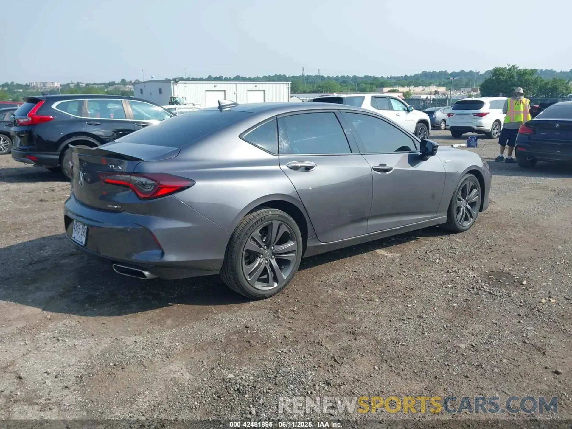 4 Photograph of a damaged car 19UUB5F56NA004388 ACURA TLX 2022