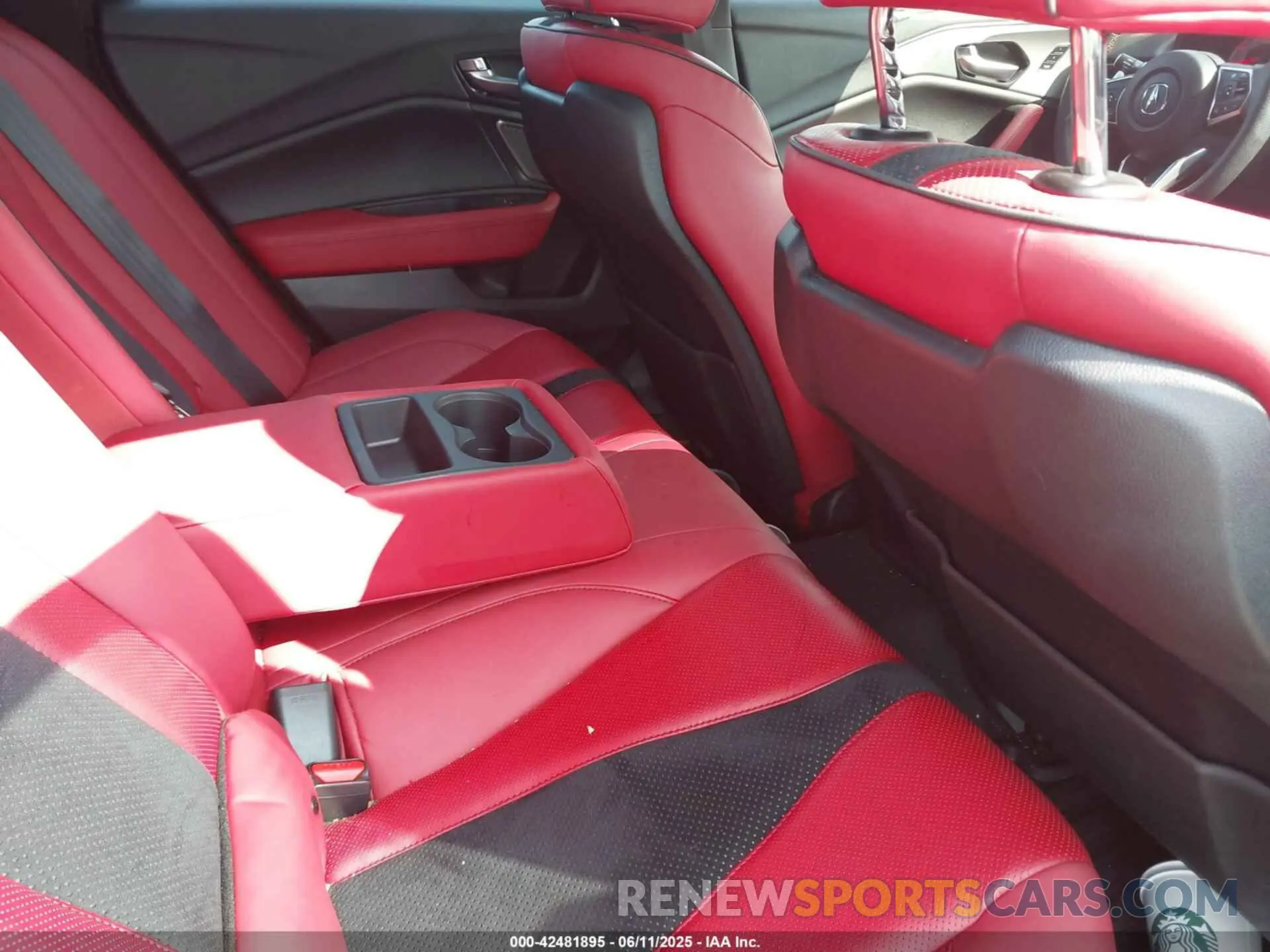 8 Photograph of a damaged car 19UUB5F56NA004388 ACURA TLX 2022