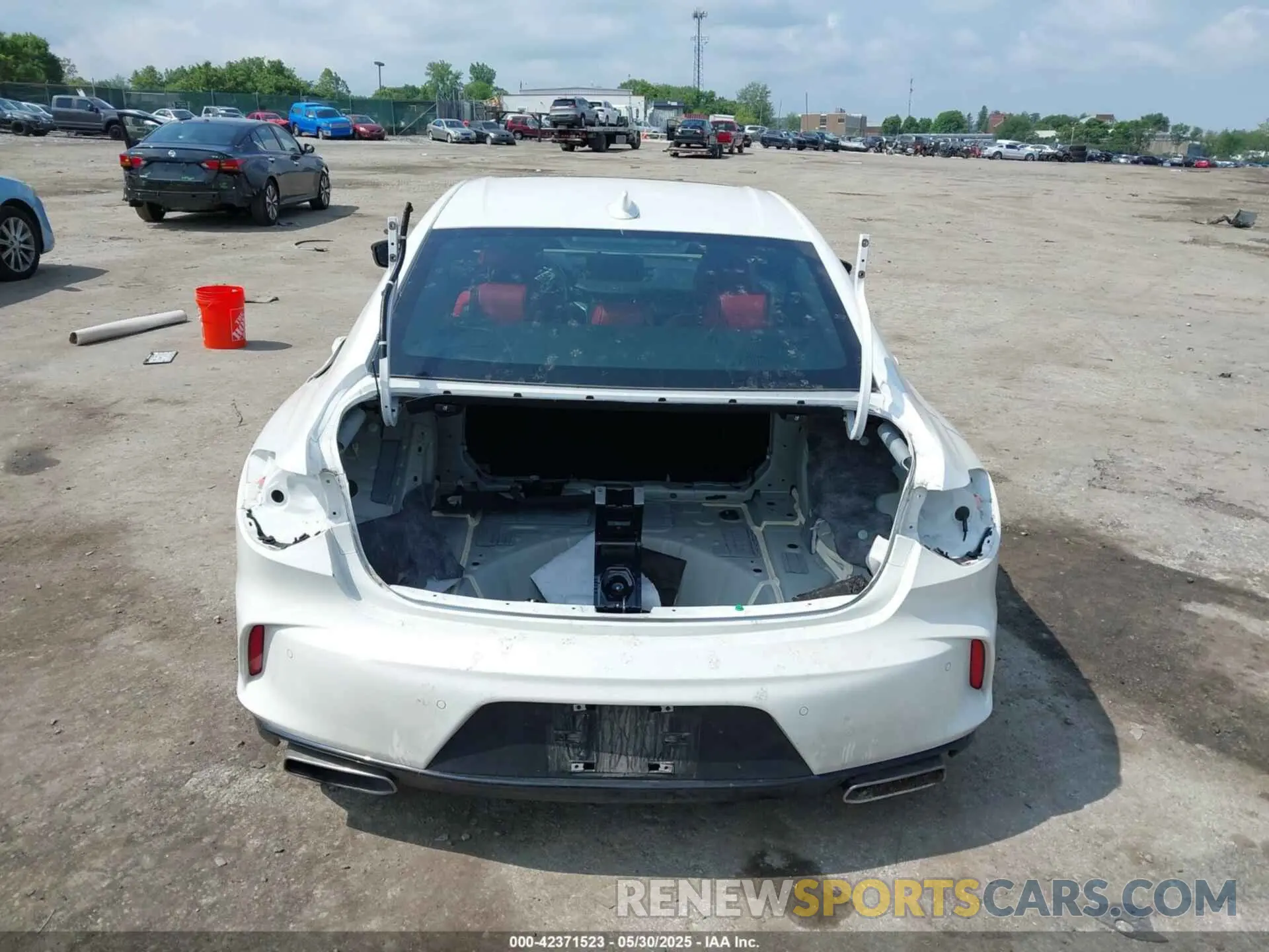 15 Photograph of a damaged car 19UUB5F56NA004956 ACURA TLX 2022