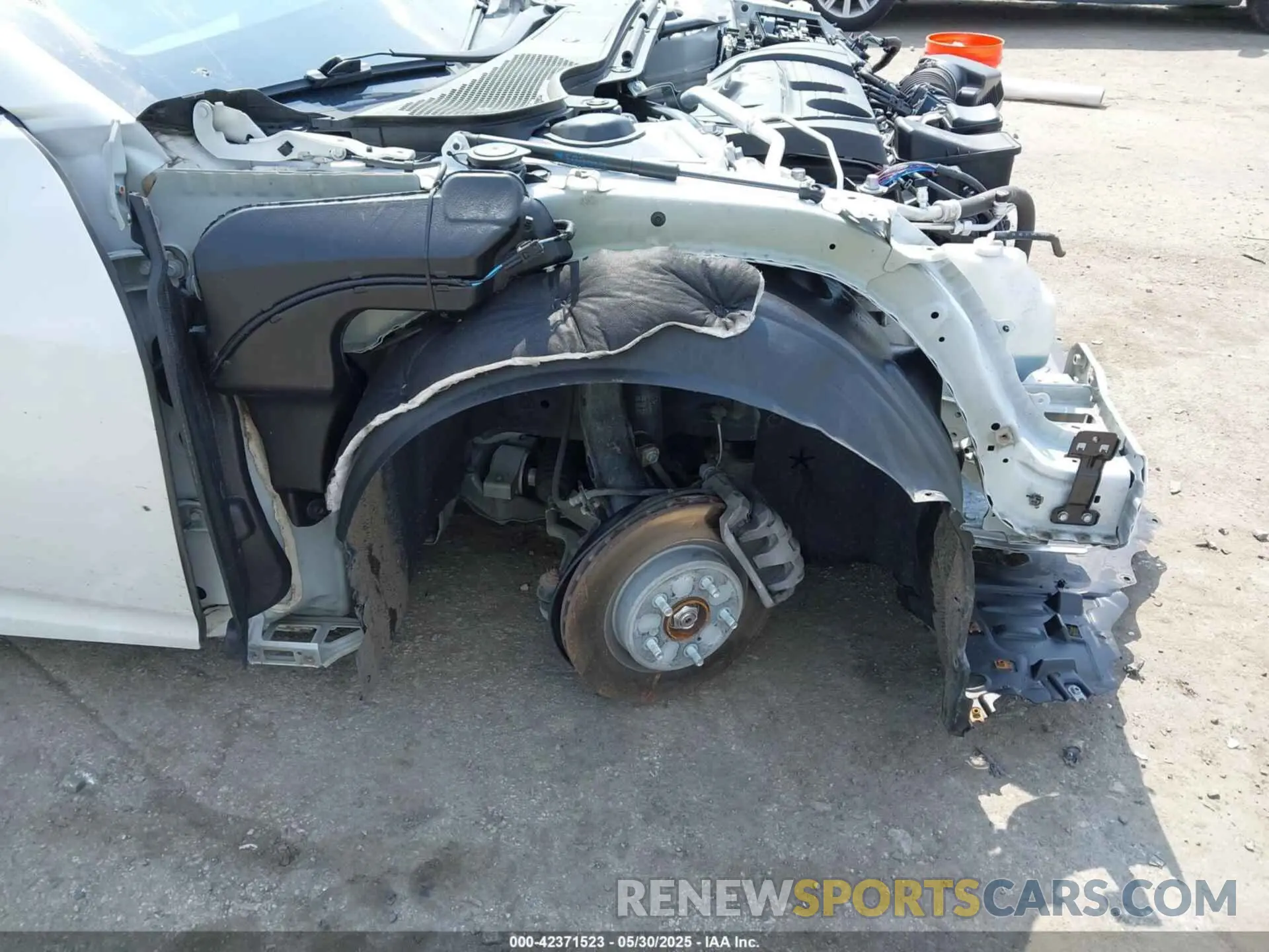 16 Photograph of a damaged car 19UUB5F56NA004956 ACURA TLX 2022