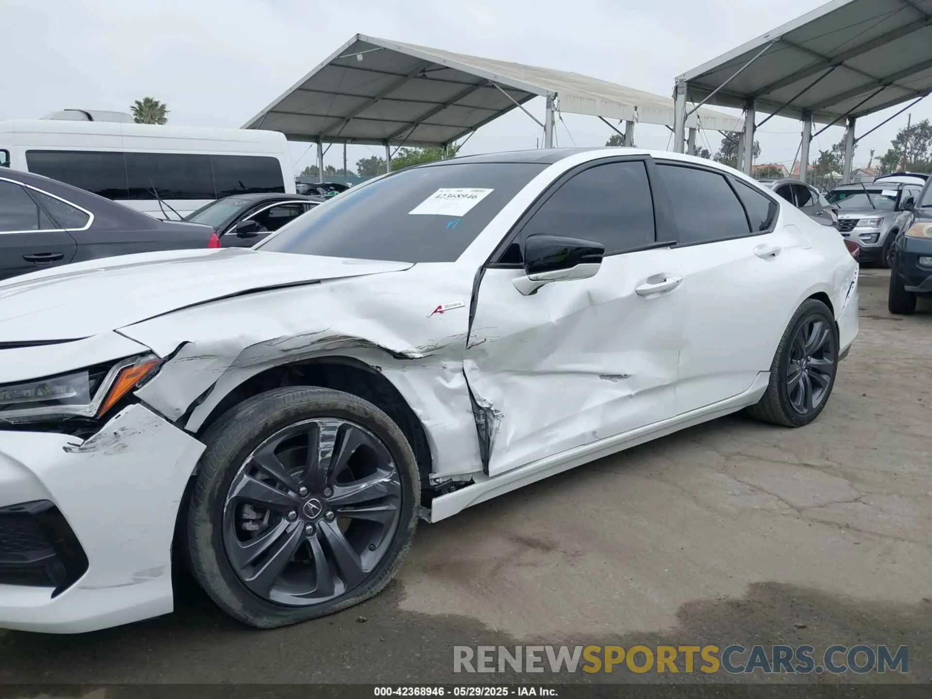 14 Photograph of a damaged car 19UUB5F59NA001954 ACURA TLX 2022
