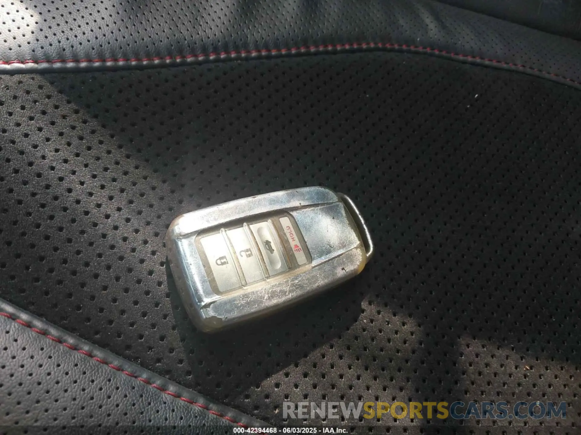 11 Photograph of a damaged car 19UUB5F59NA003672 ACURA TLX 2022