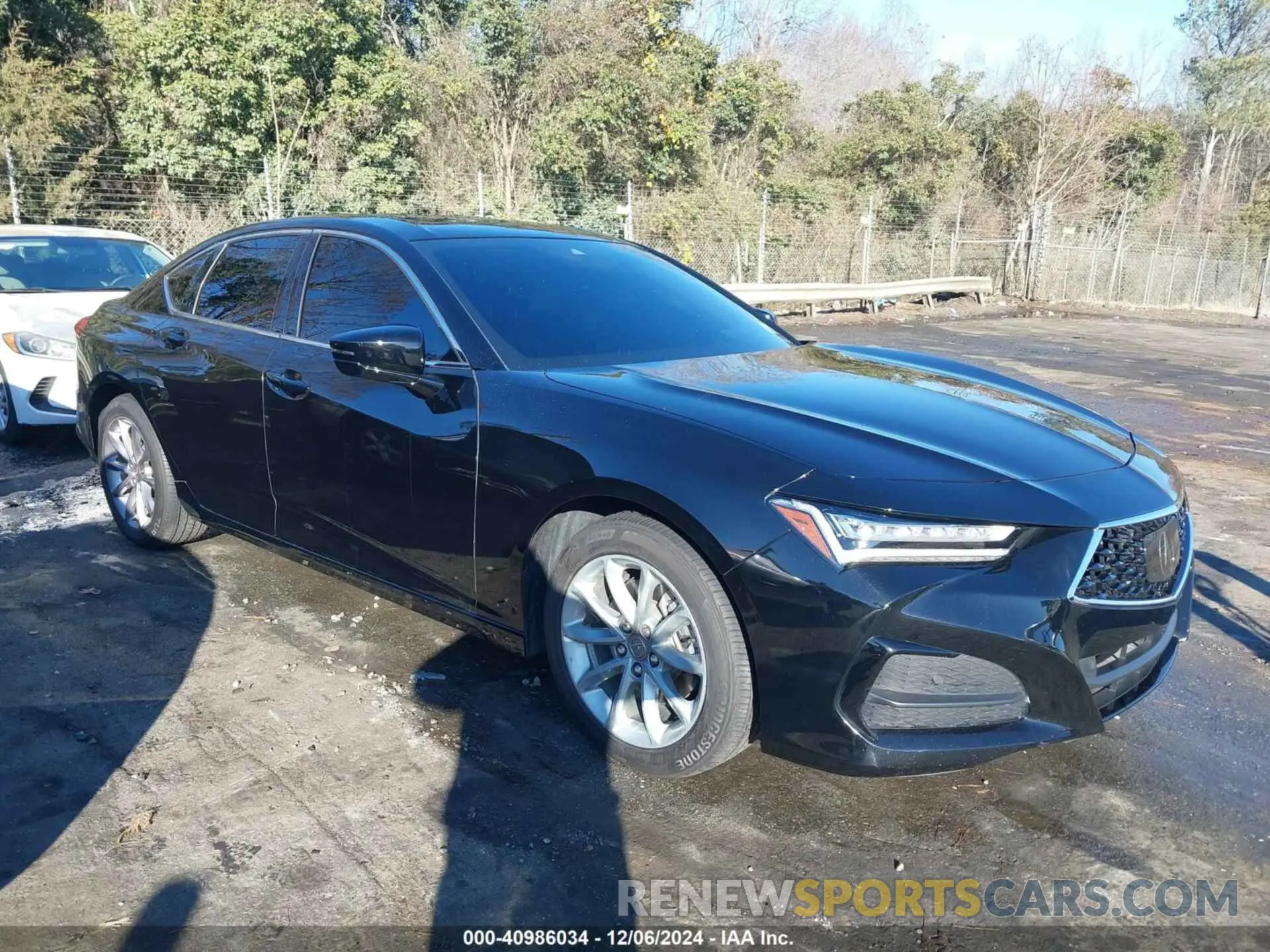1 Photograph of a damaged car 19UUB6F33NA001694 ACURA TLX 2022