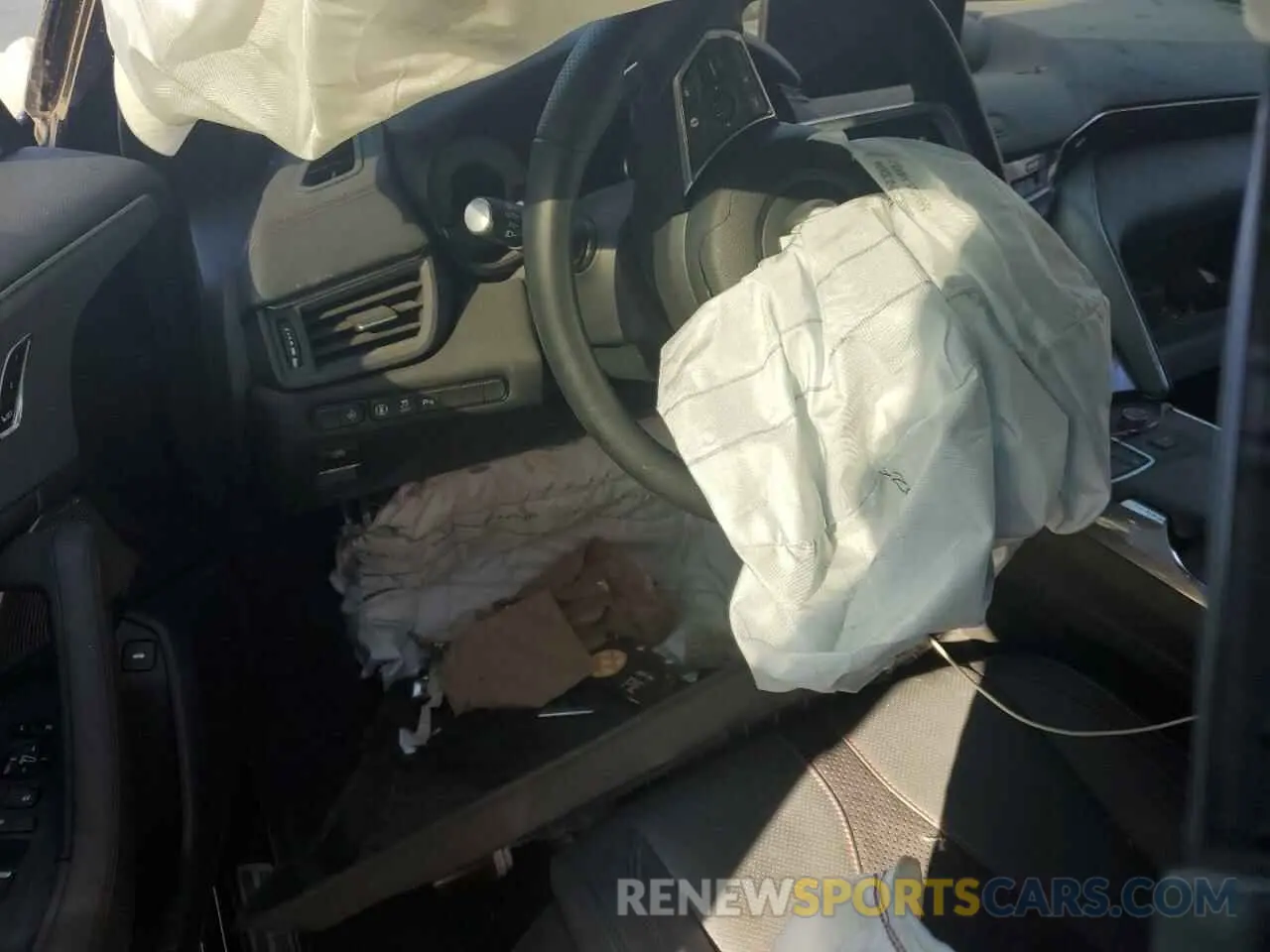 8 Photograph of a damaged car 19UUB6F50NA002190 ACURA TLX 2022