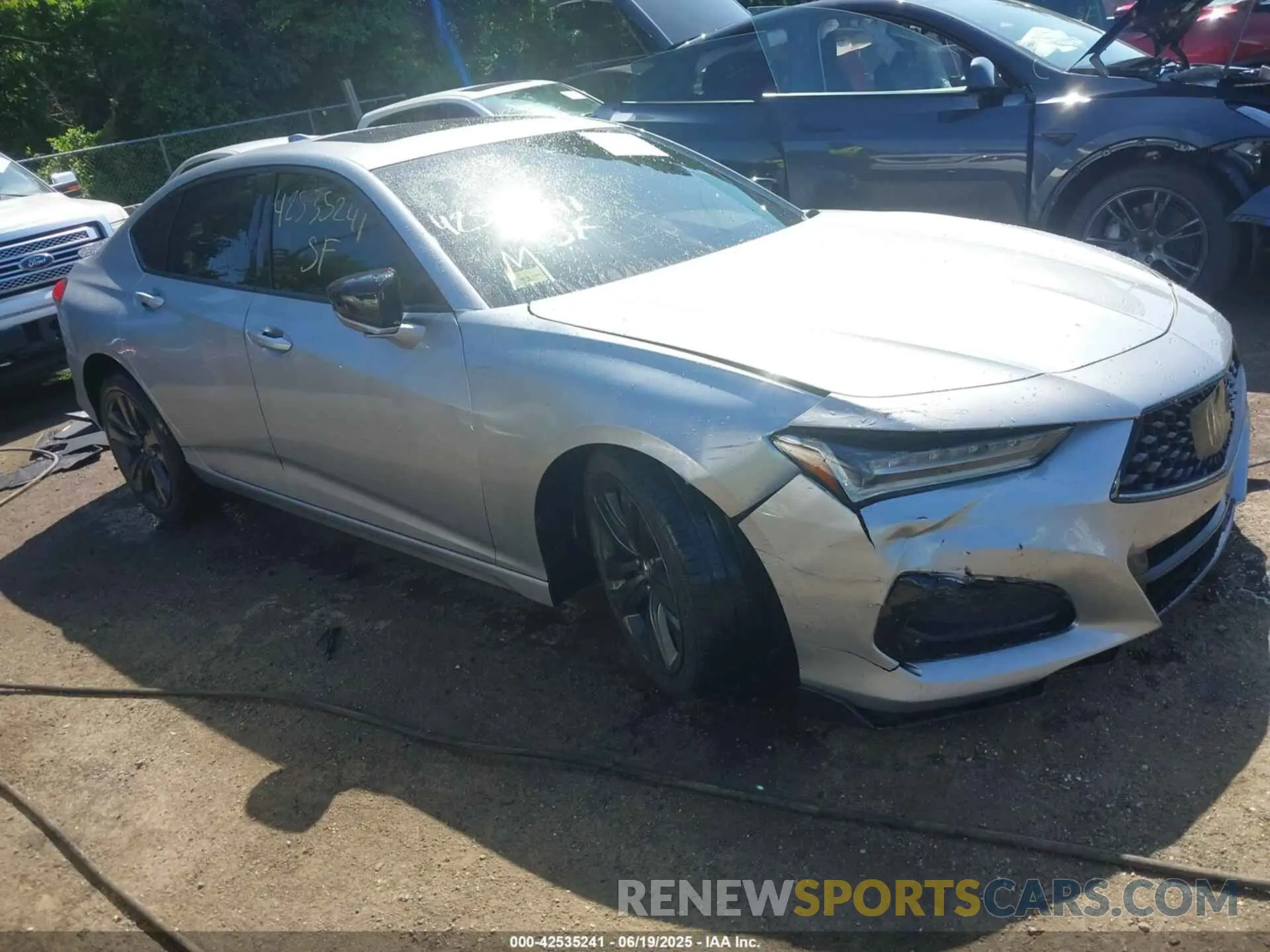 1 Photograph of a damaged car 19UUB6F55NA000810 ACURA TLX 2022