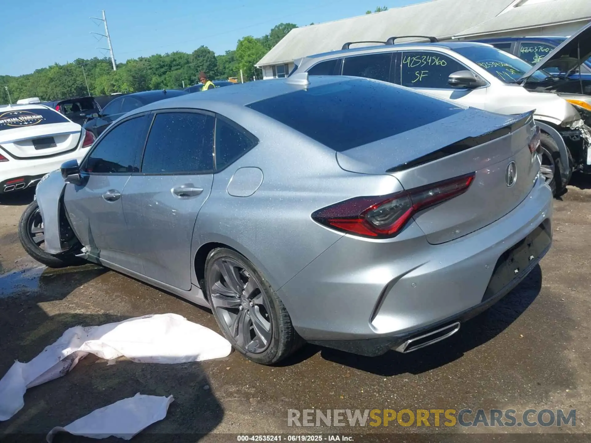 3 Photograph of a damaged car 19UUB6F55NA000810 ACURA TLX 2022