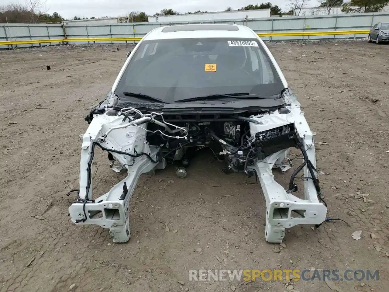 5 Photograph of a damaged car 19UUB6F56NA003683 ACURA TLX 2022