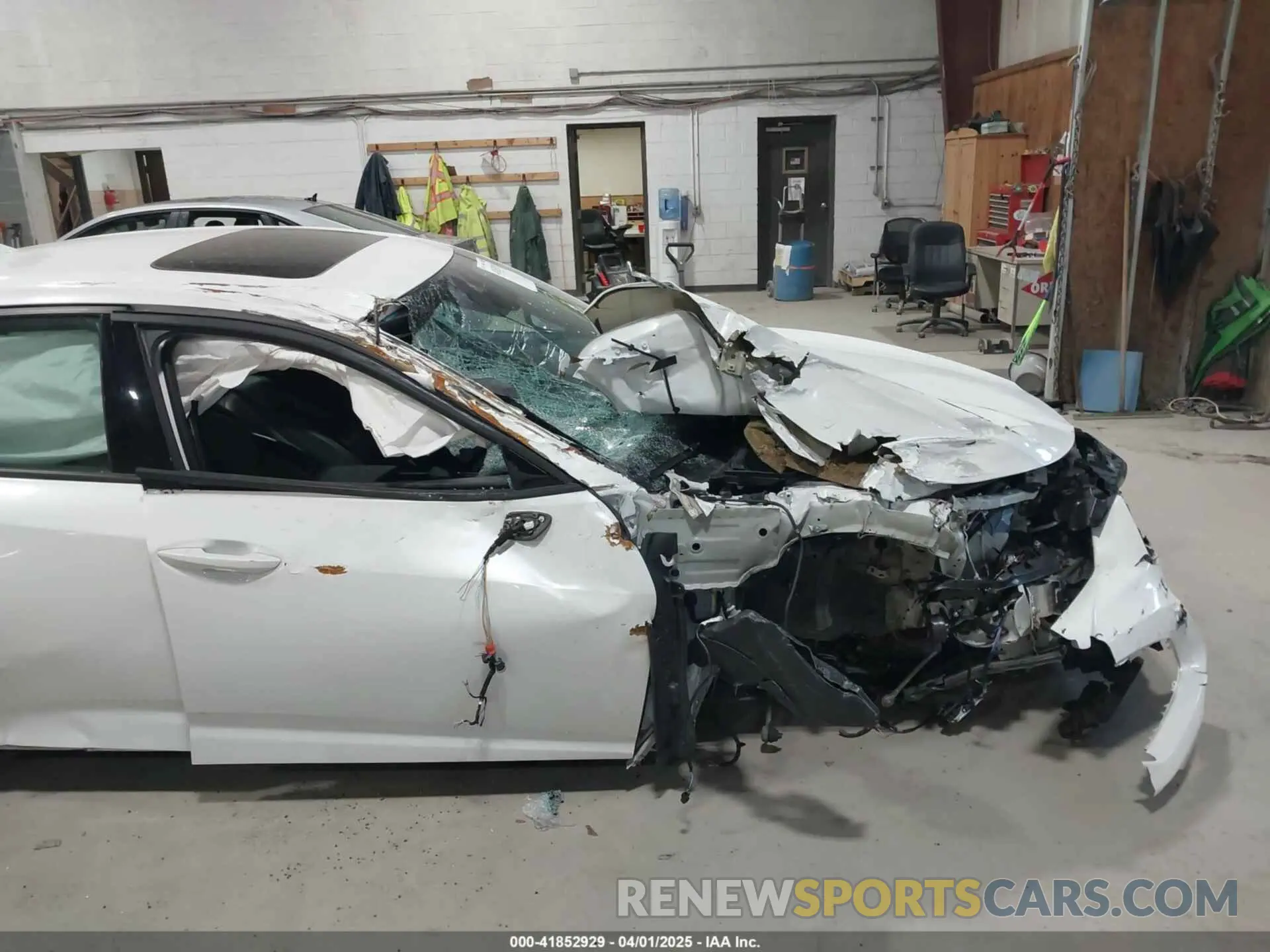 17 Photograph of a damaged car 19UUB6F57NA001635 ACURA TLX 2022