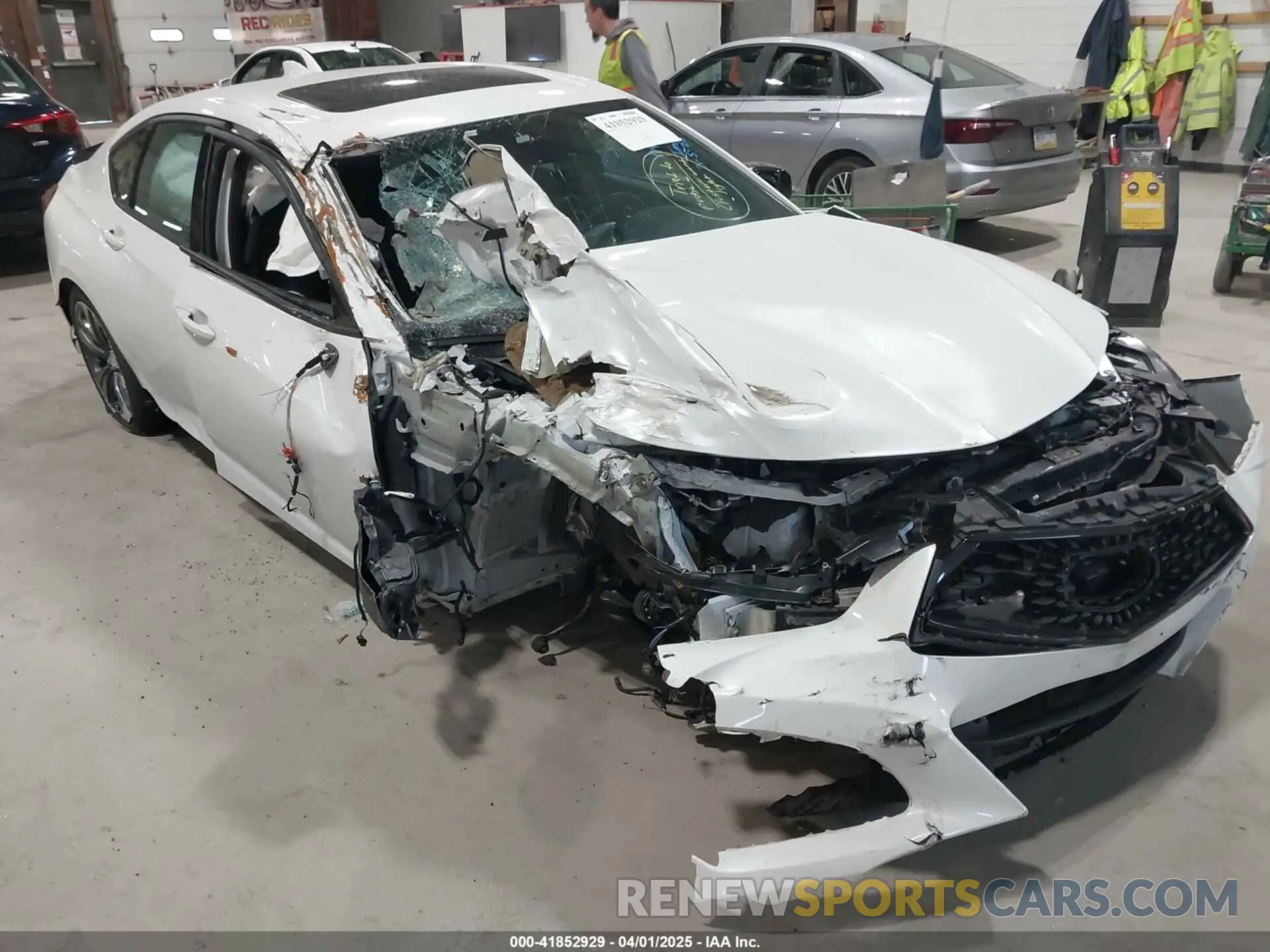 6 Photograph of a damaged car 19UUB6F57NA001635 ACURA TLX 2022