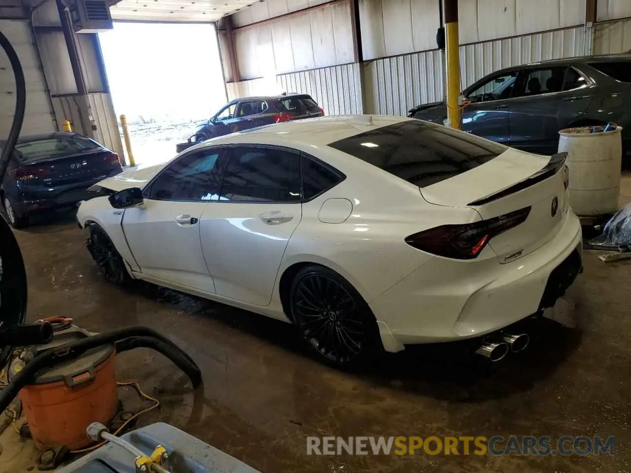 2 Photograph of a damaged car 19UUB7F04NA001490 ACURA TLX 2022