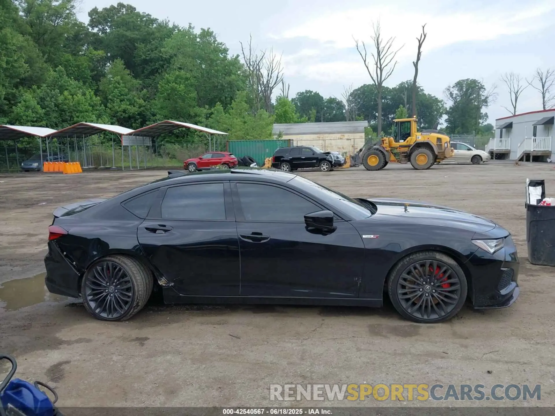 12 Photograph of a damaged car 19UUB7F0XNA001168 ACURA TLX 2022