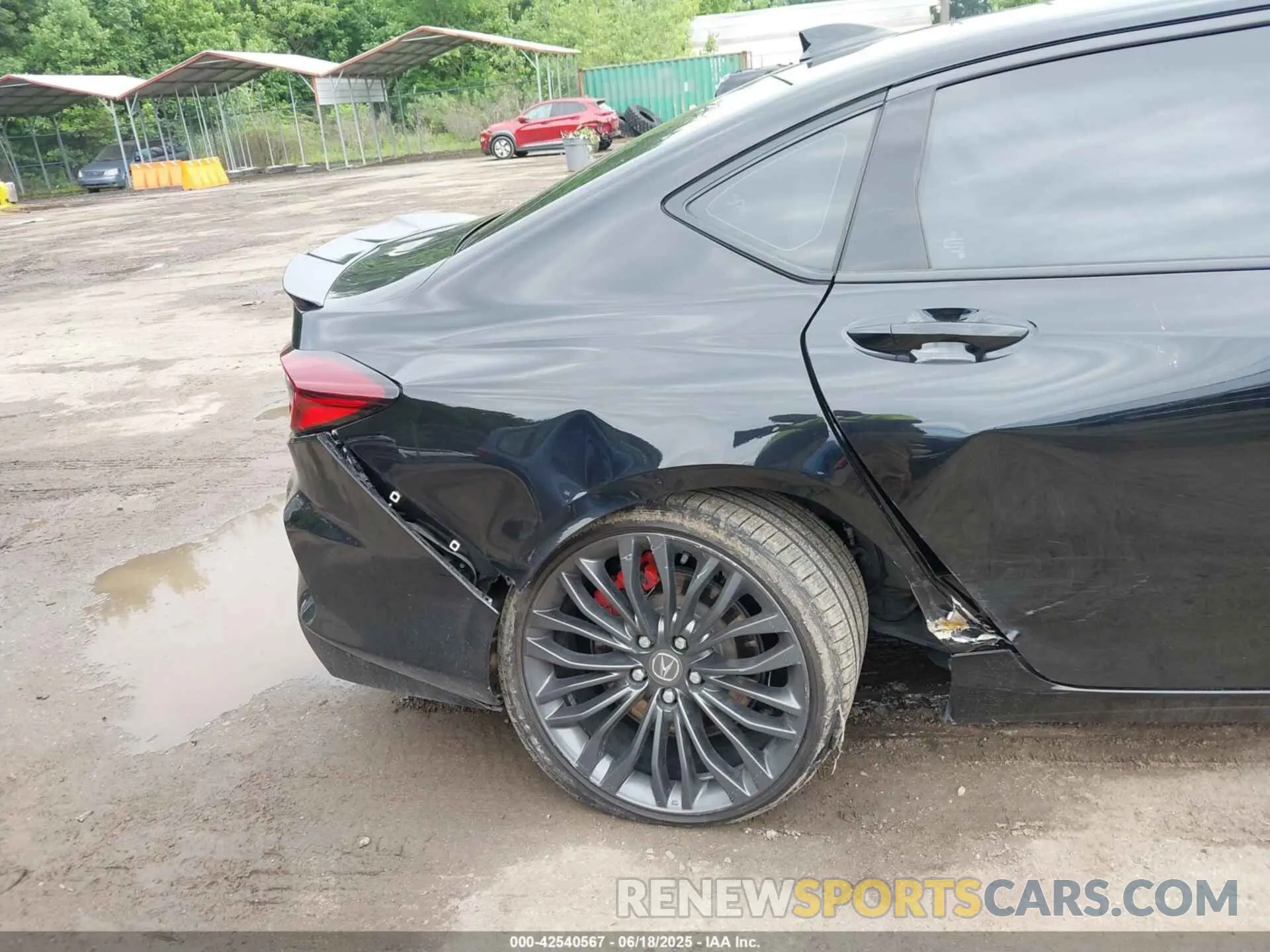6 Photograph of a damaged car 19UUB7F0XNA001168 ACURA TLX 2022