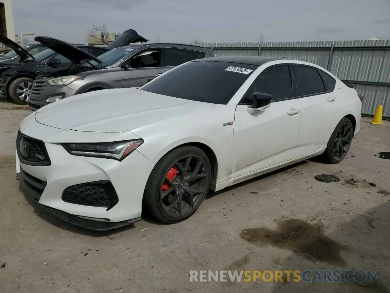 1 Photograph of a damaged car 19UUB7F95NA001576 ACURA TLX 2022
