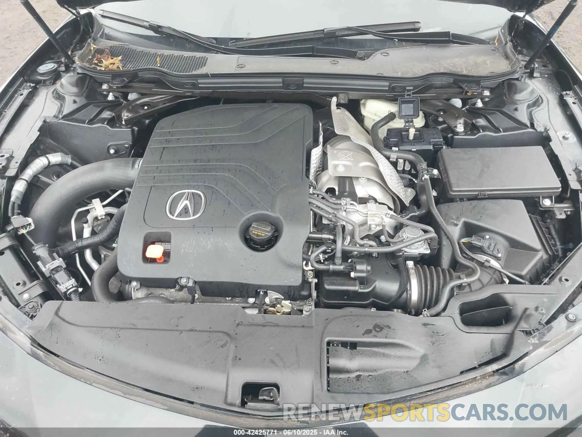 10 Photograph of a damaged car 19UUB7F9XNA001671 ACURA TLX 2022