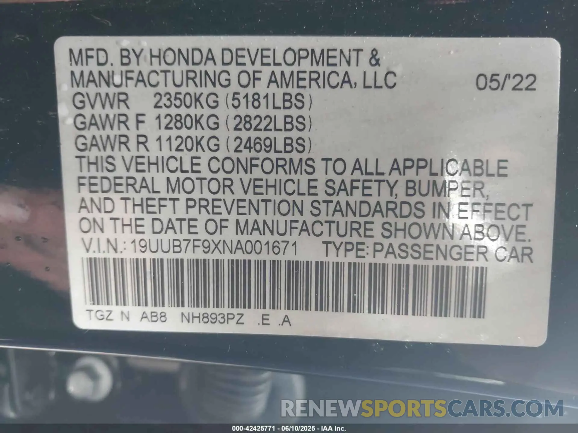 9 Photograph of a damaged car 19UUB7F9XNA001671 ACURA TLX 2022