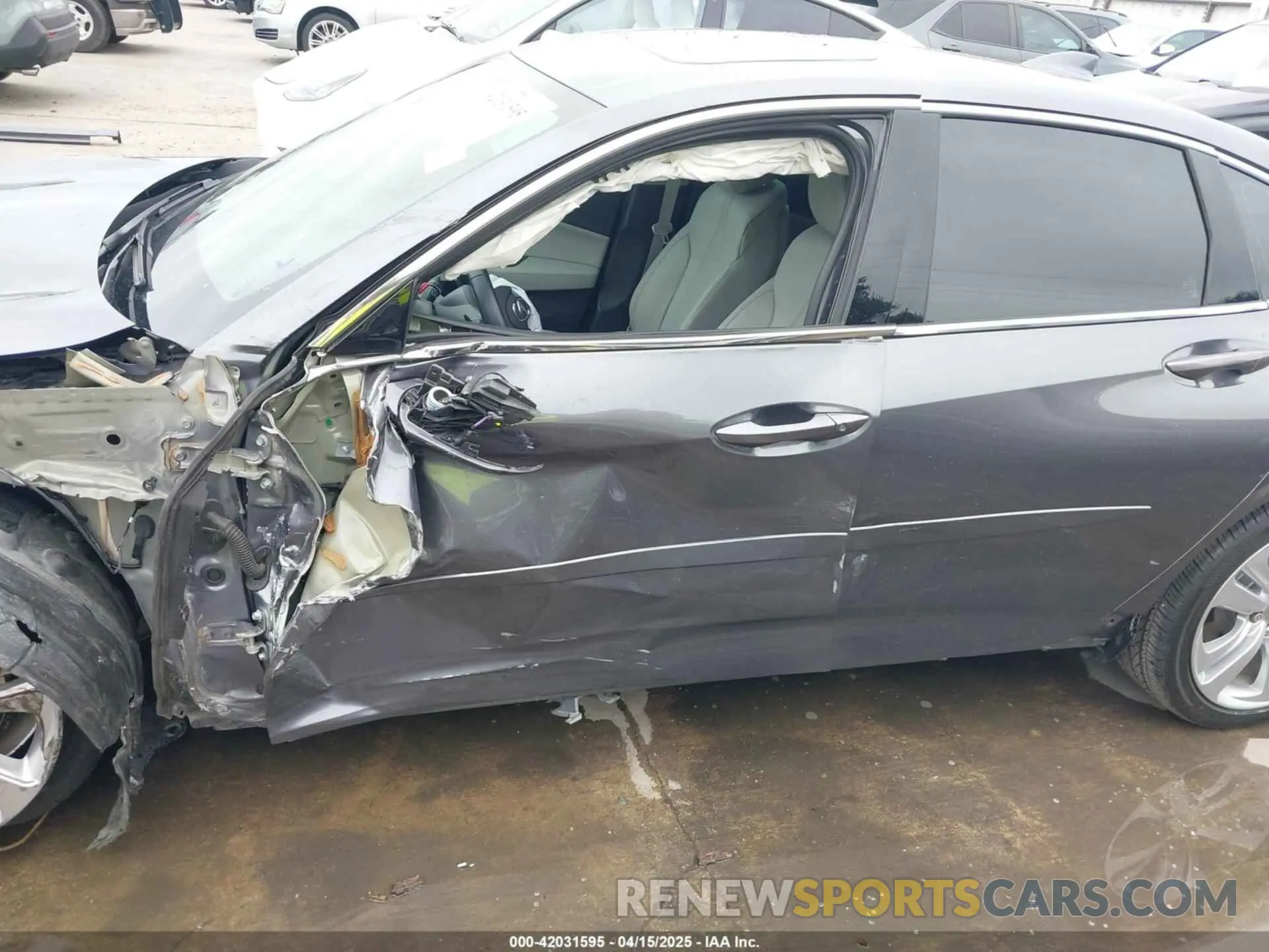 18 Photograph of a damaged car 19UUB5F46PA002750 ACURA TLX 2023