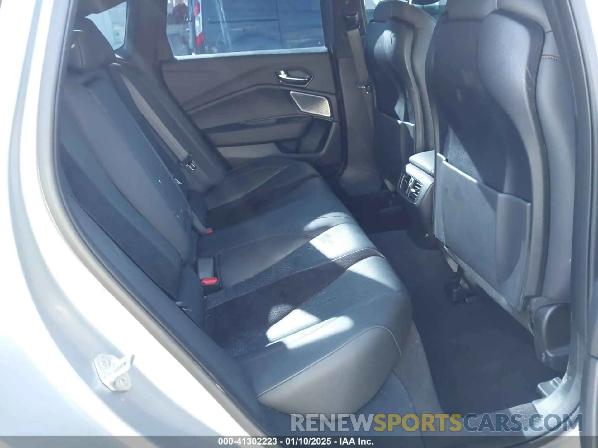 8 Photograph of a damaged car 19UUB5F53PA000091 ACURA TLX 2023