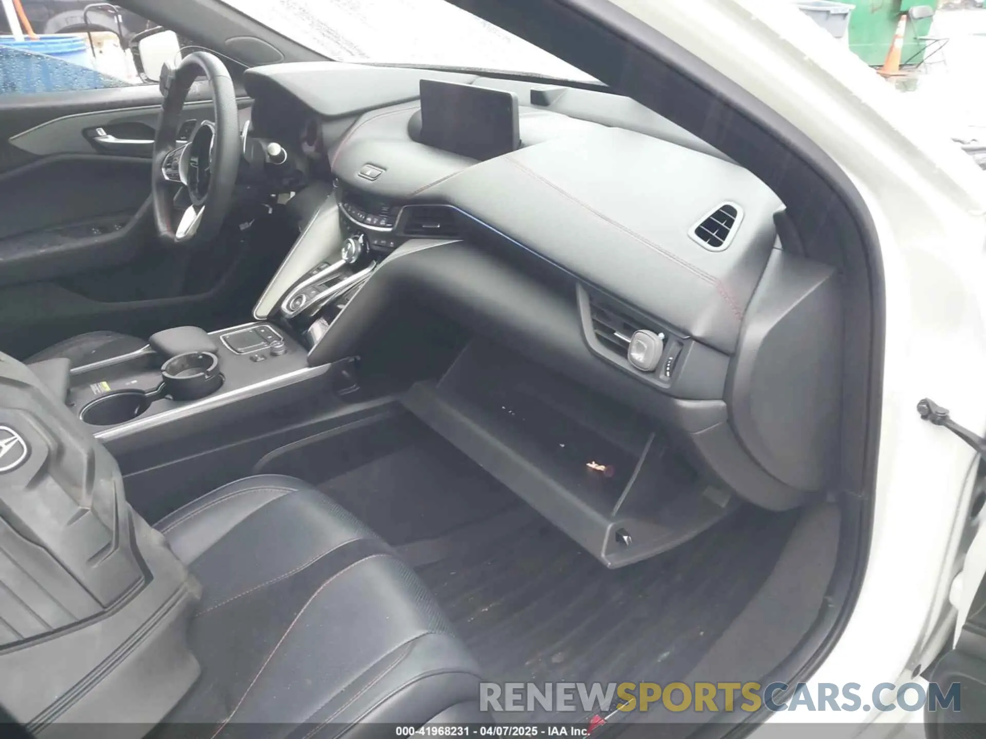 5 Photograph of a damaged car 19UUB6F52PA002372 ACURA TLX 2023