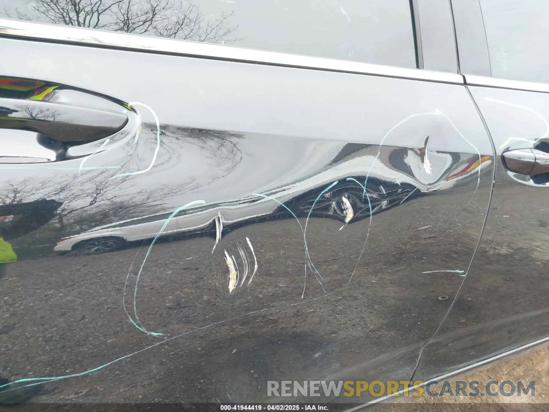 6 Photograph of a damaged car 19UUB6F68PA001428 ACURA TLX 2023