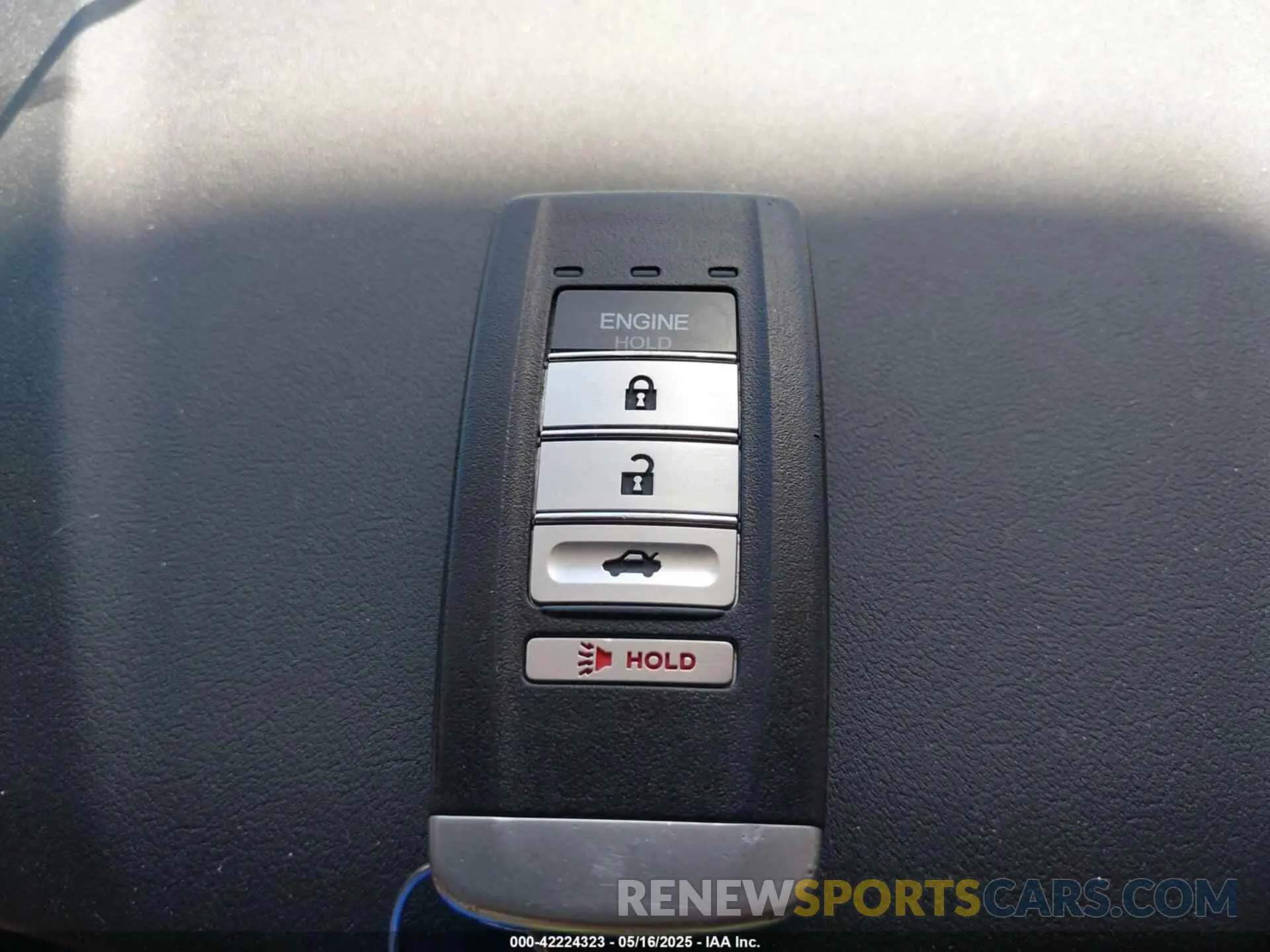 11 Photograph of a damaged car 19UUB7F01PA001899 ACURA TLX 2023