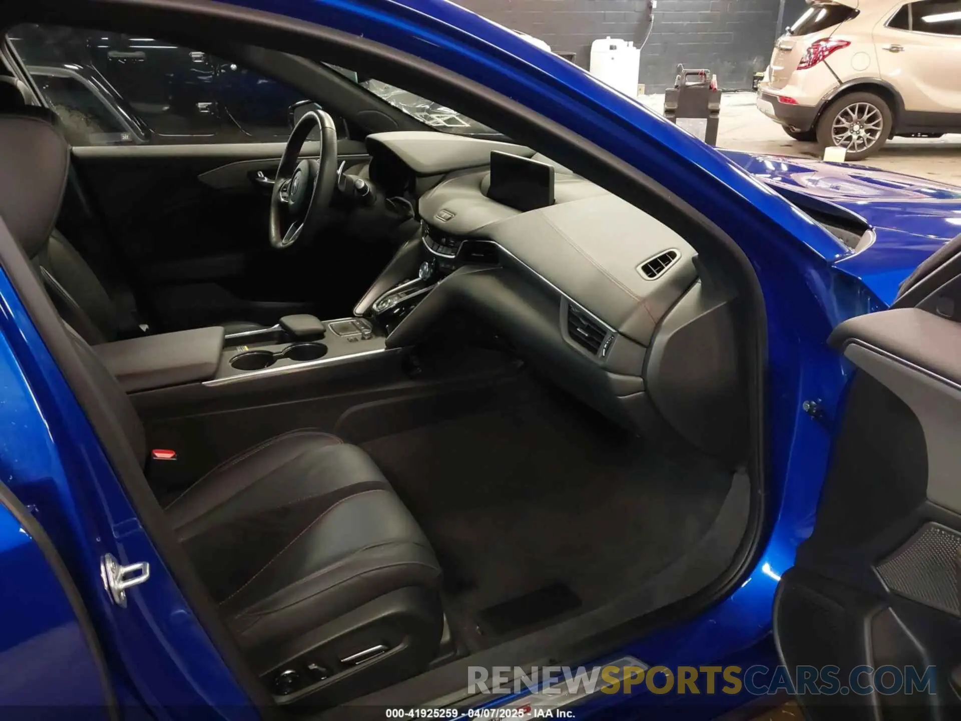 5 Photograph of a damaged car 19UUB7F90PA002900 ACURA TLX 2023